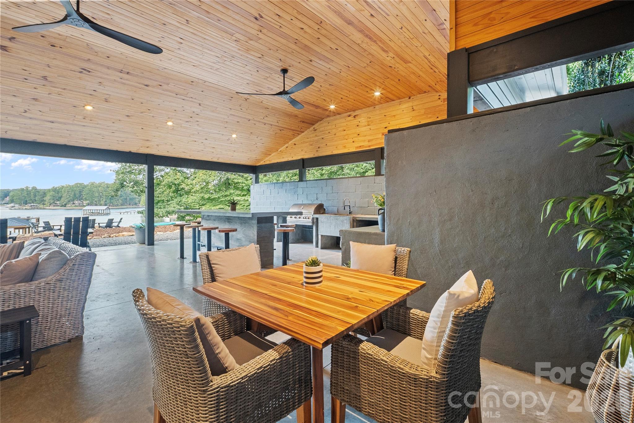 379 Indian Trail