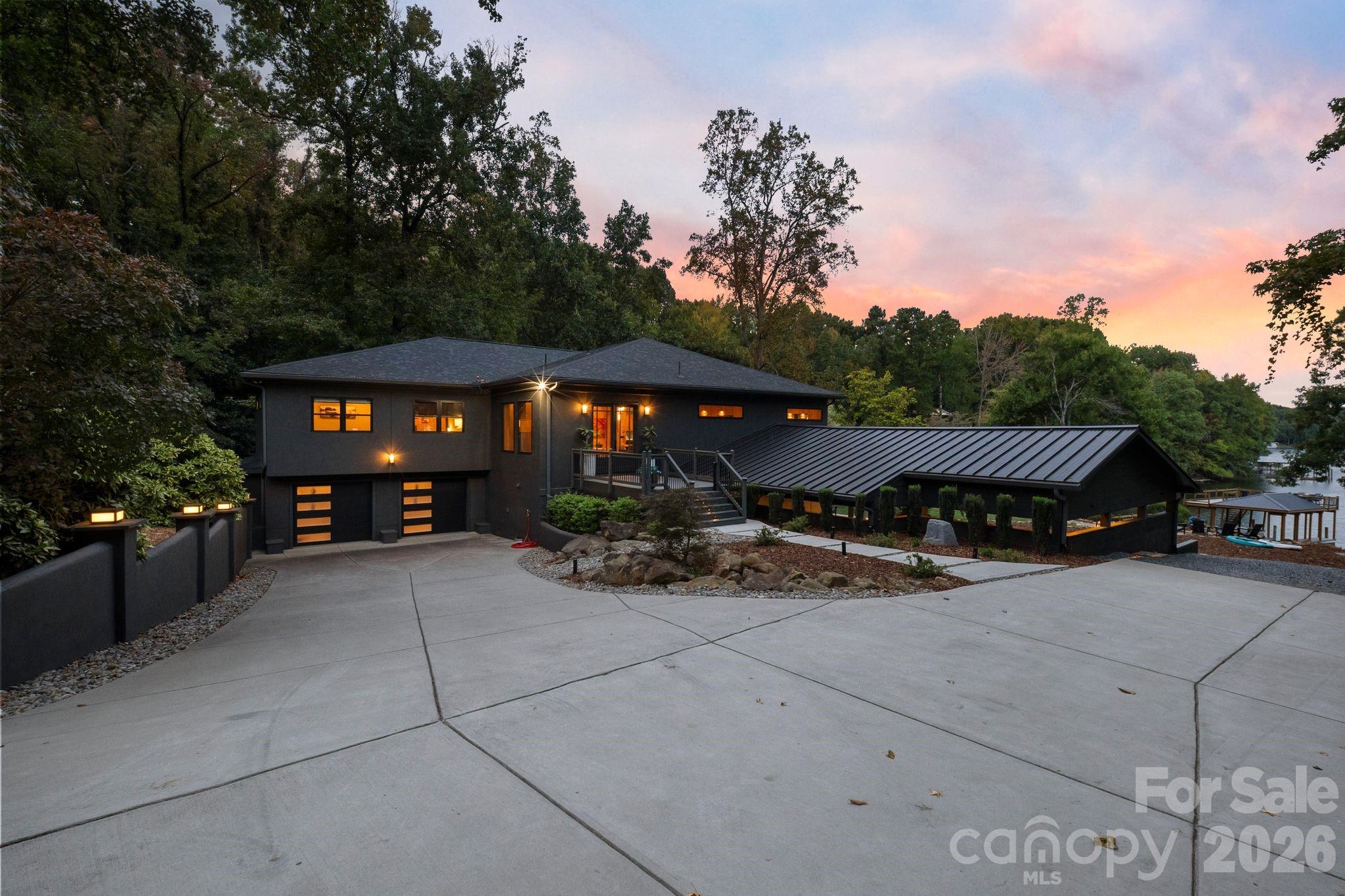 379 Indian Trail