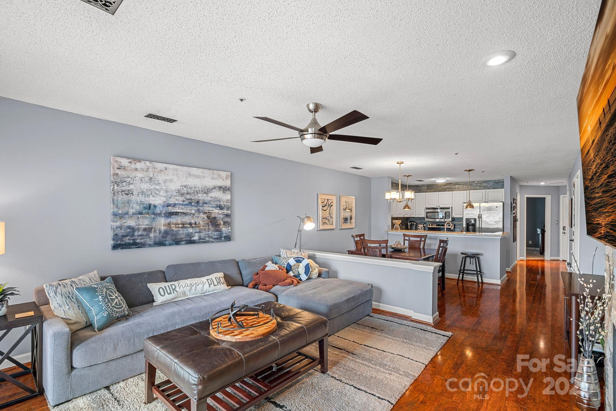 18673 Vineyard Point Lane