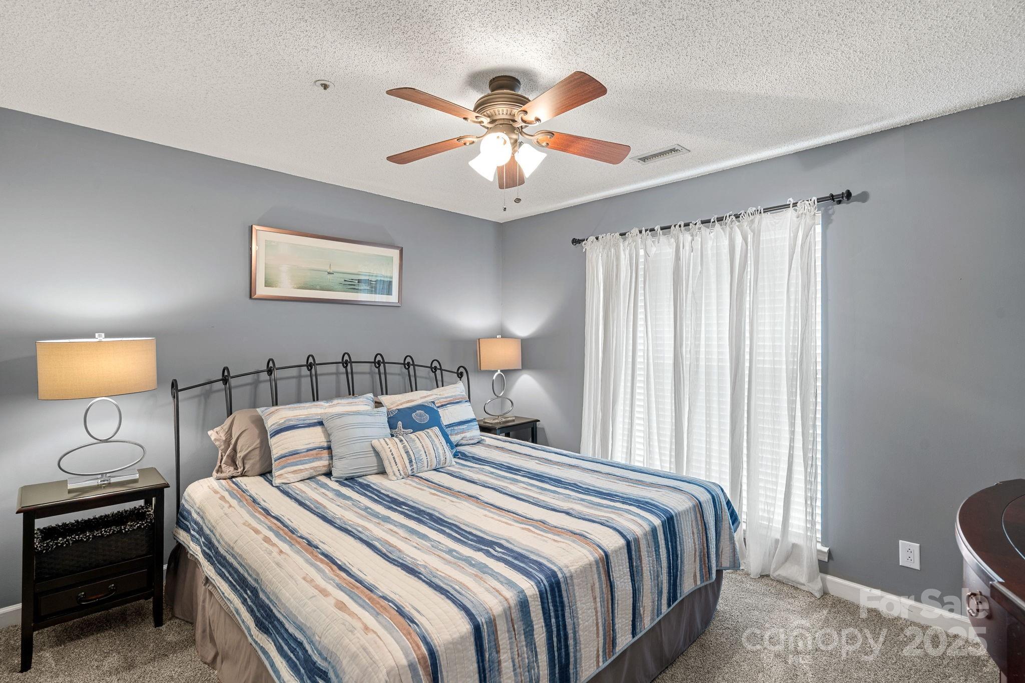 18673 Vineyard Point Lane