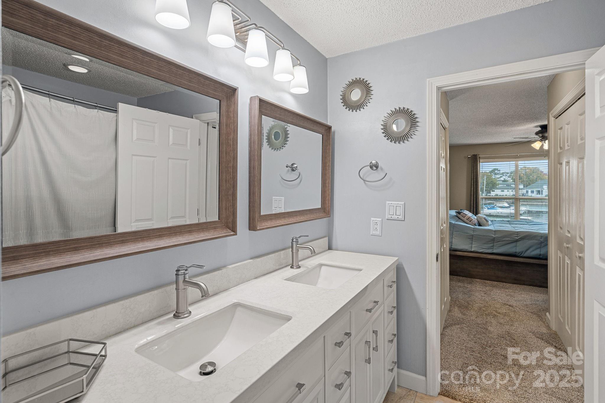 18673 Vineyard Point Lane