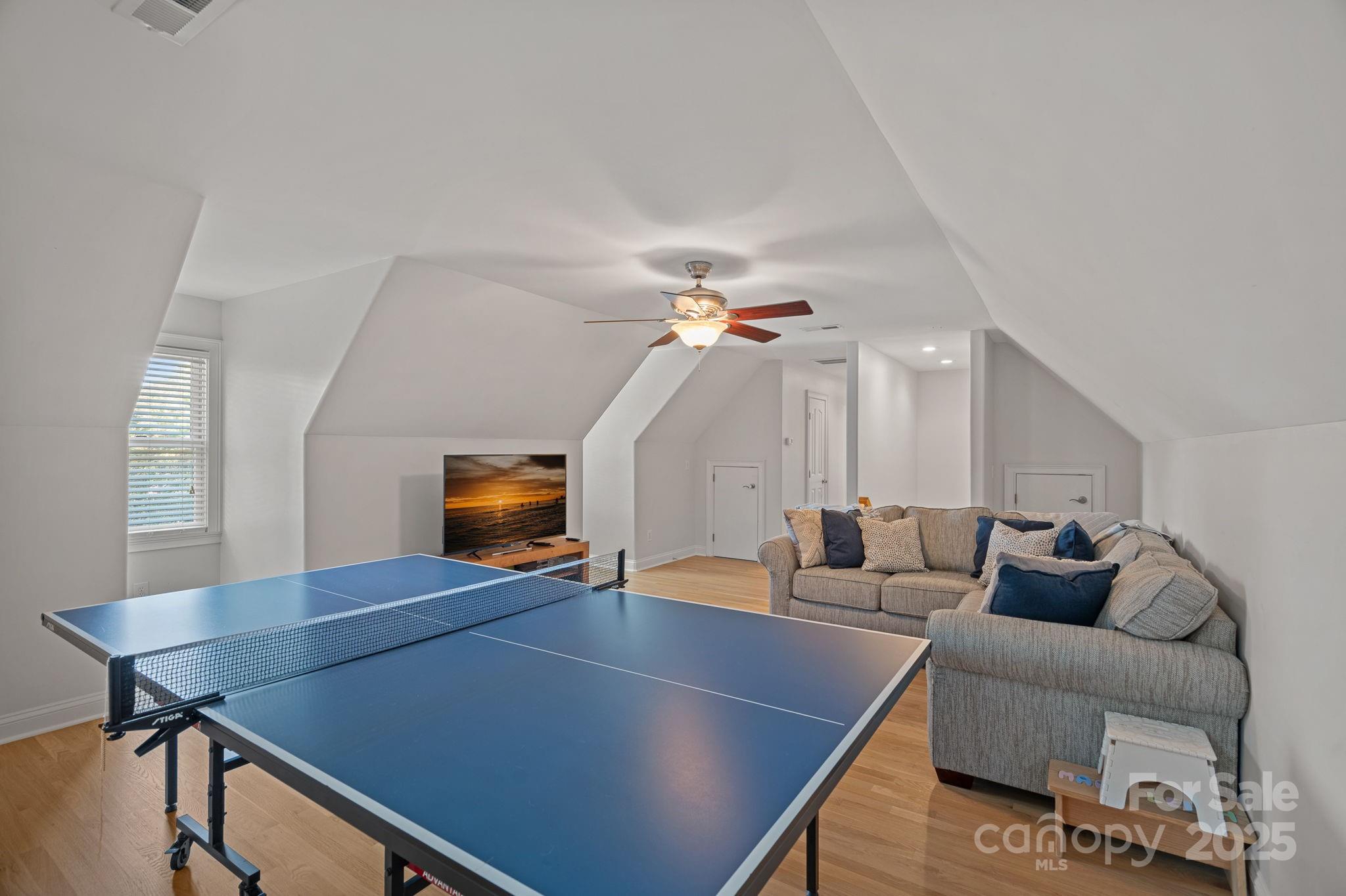 107 Kenway Loop