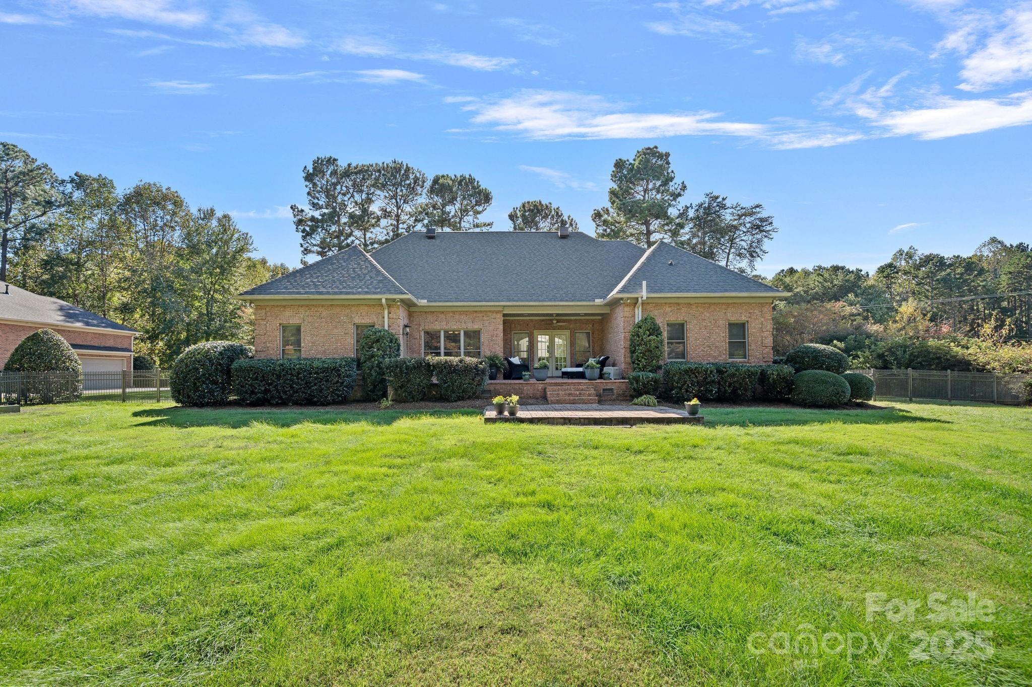 107 Kenway Loop