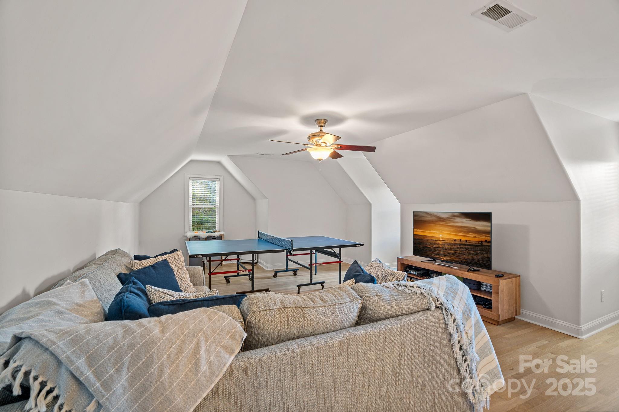 107 Kenway Loop
