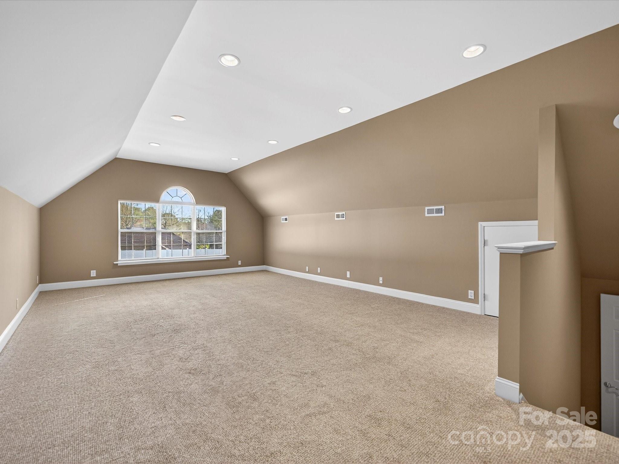 153 Collingswood Road