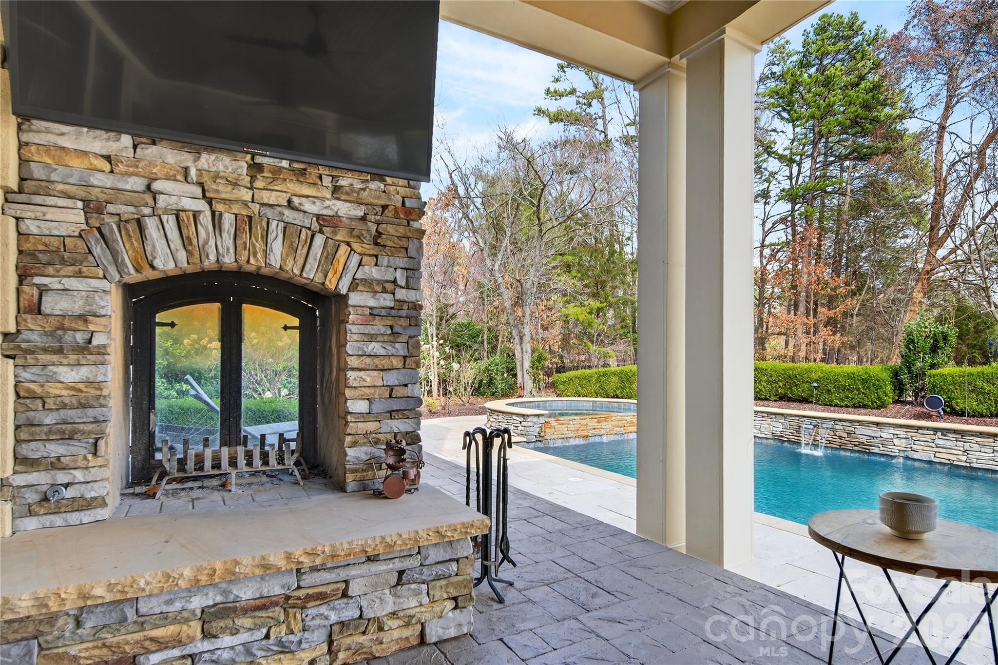 19442 Peninsula Shores Drive