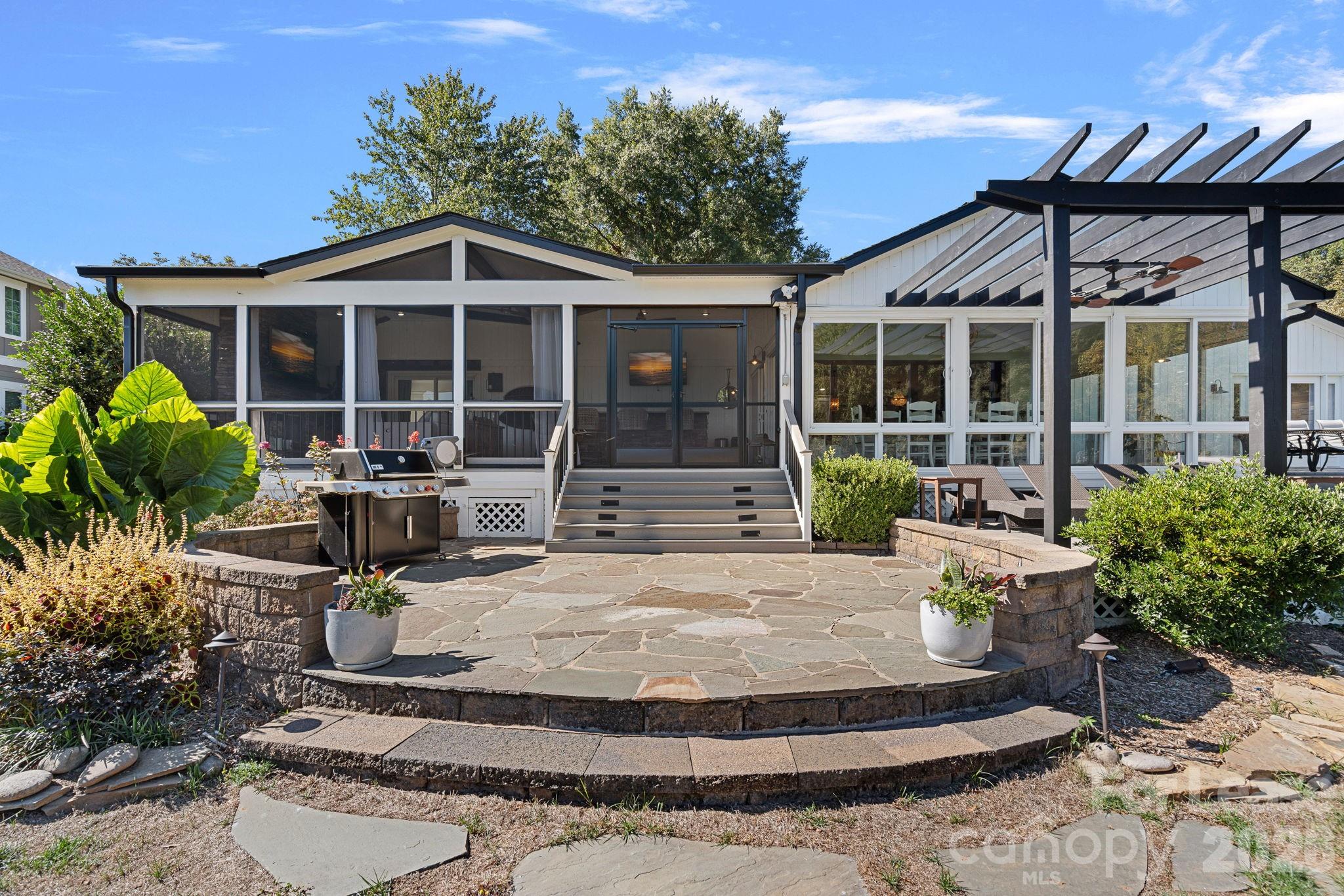 18026 Whispering Oaks Drive