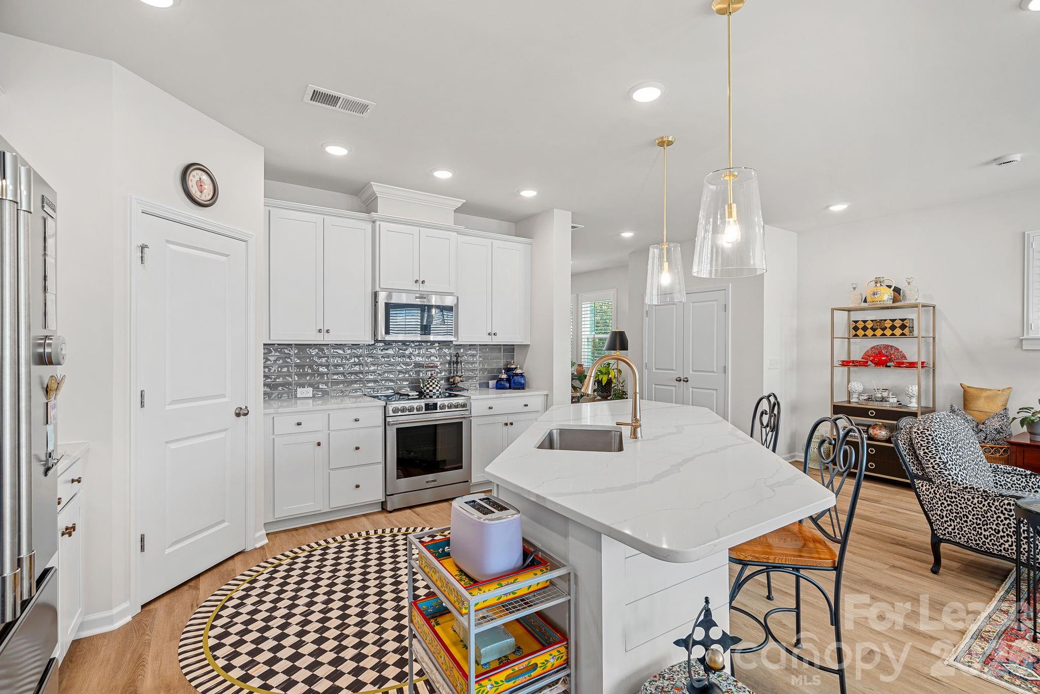 420 Quartz Hill Way