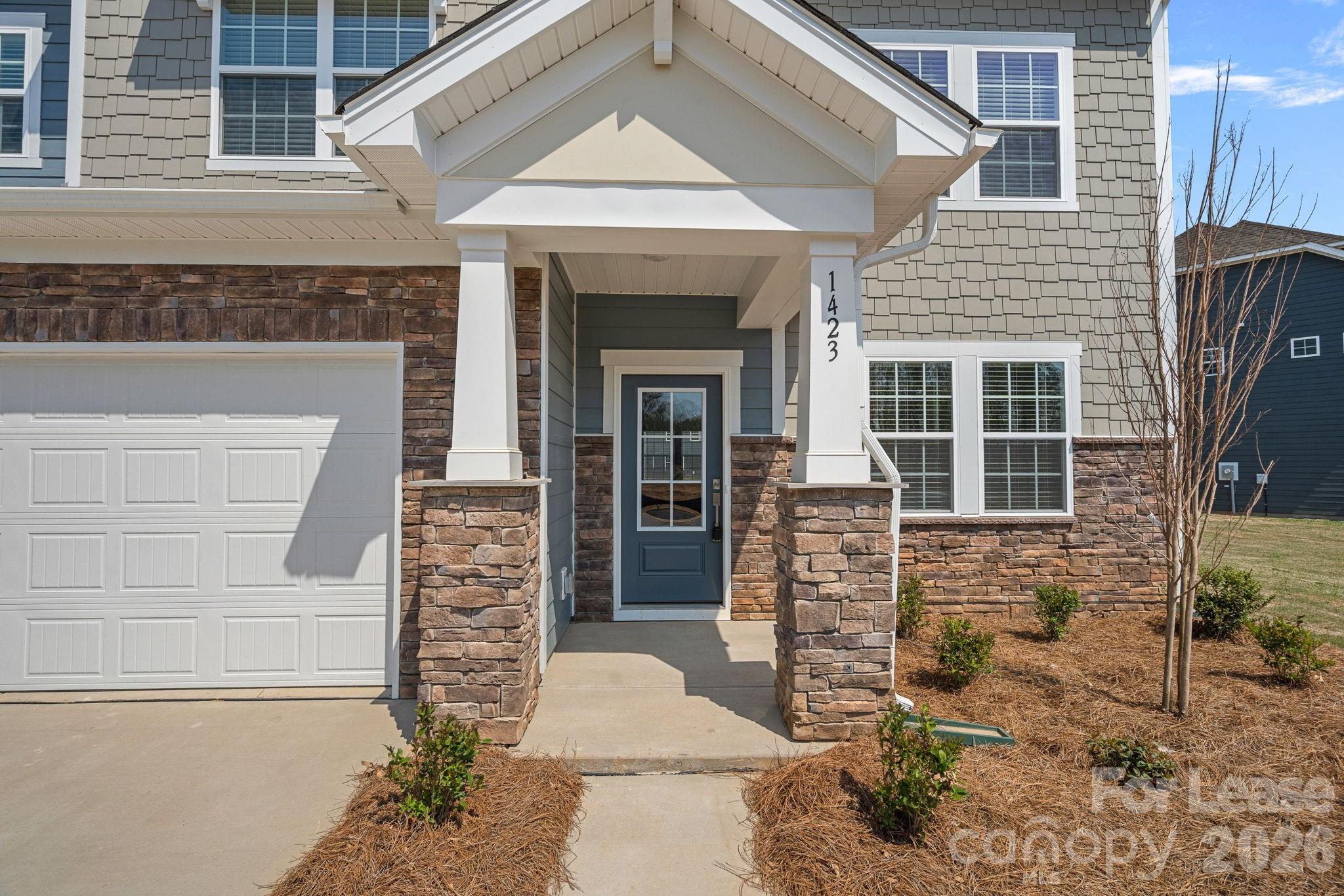 1423 Caracara Court