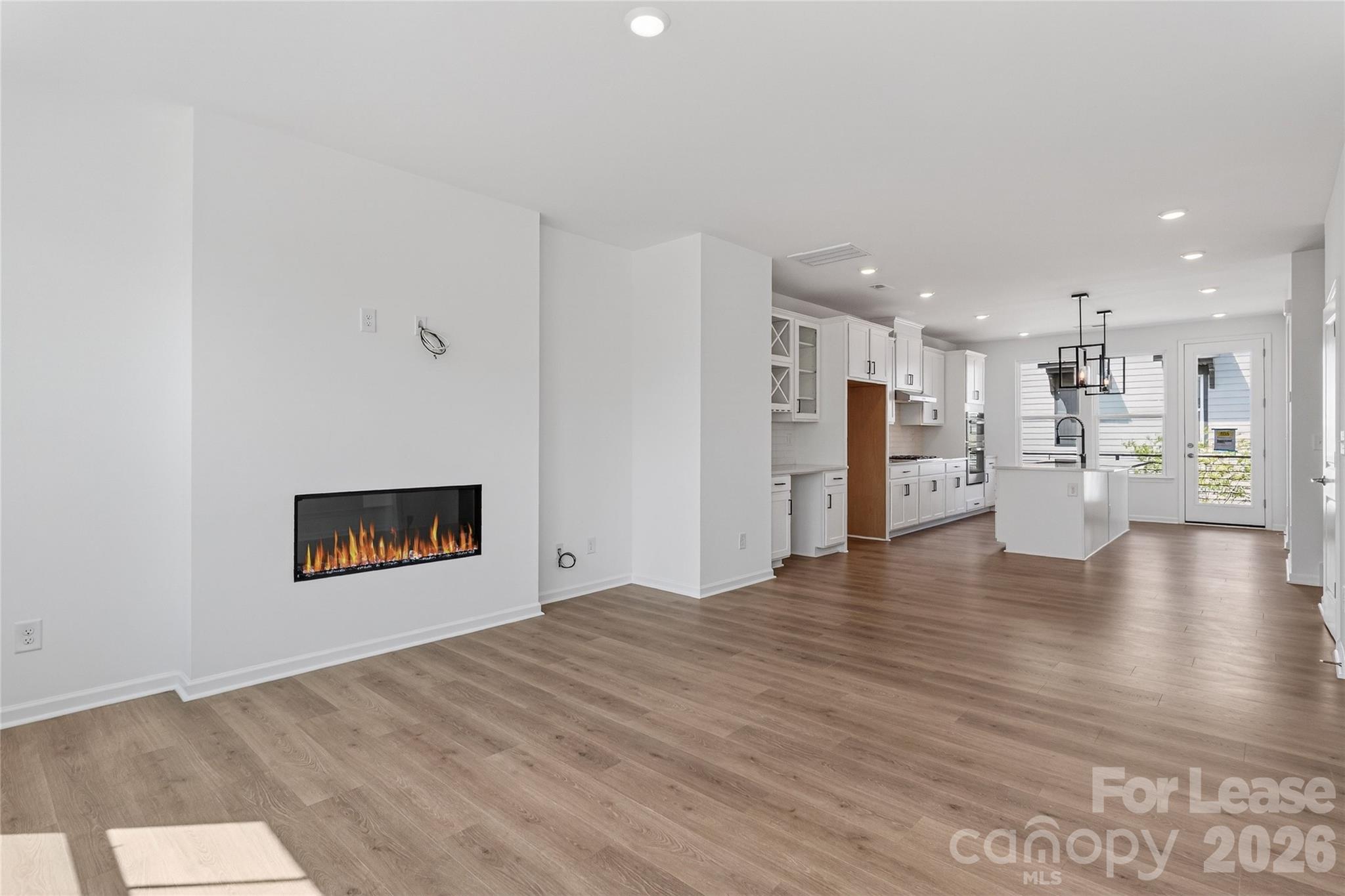504 Annie Lowery Way