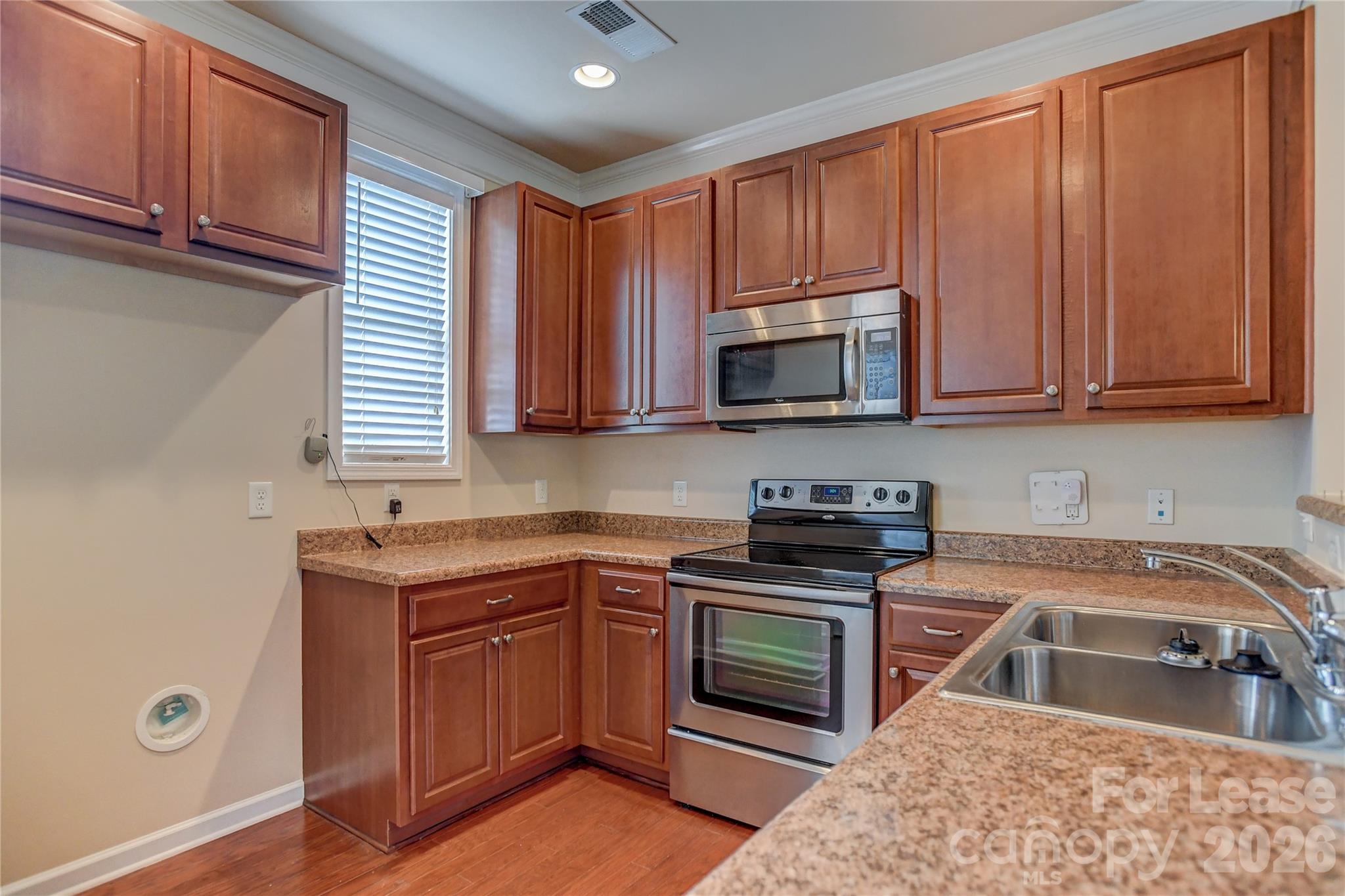 11177 Cedar Walk Lane