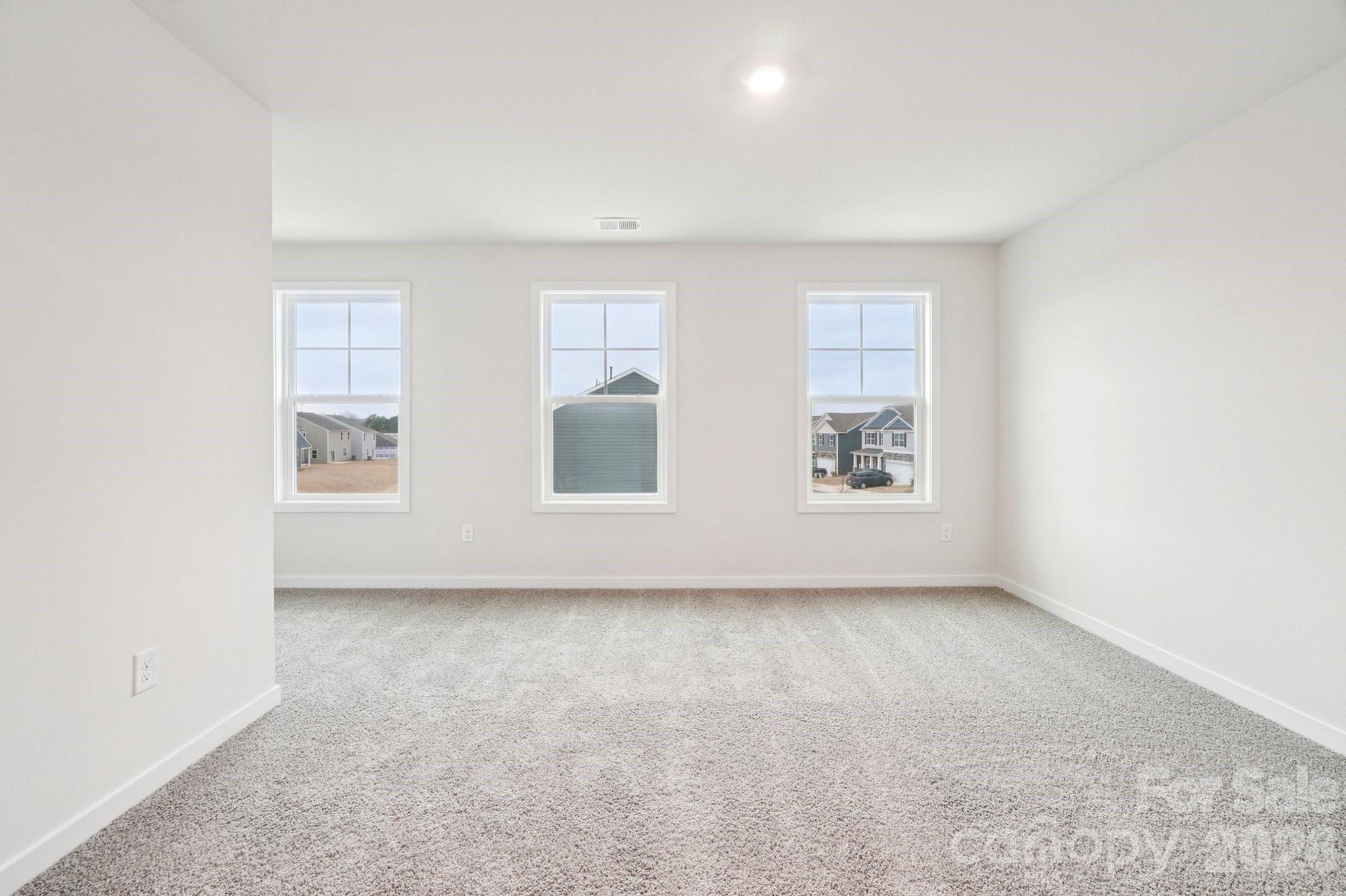 7589 Bainbridge Road