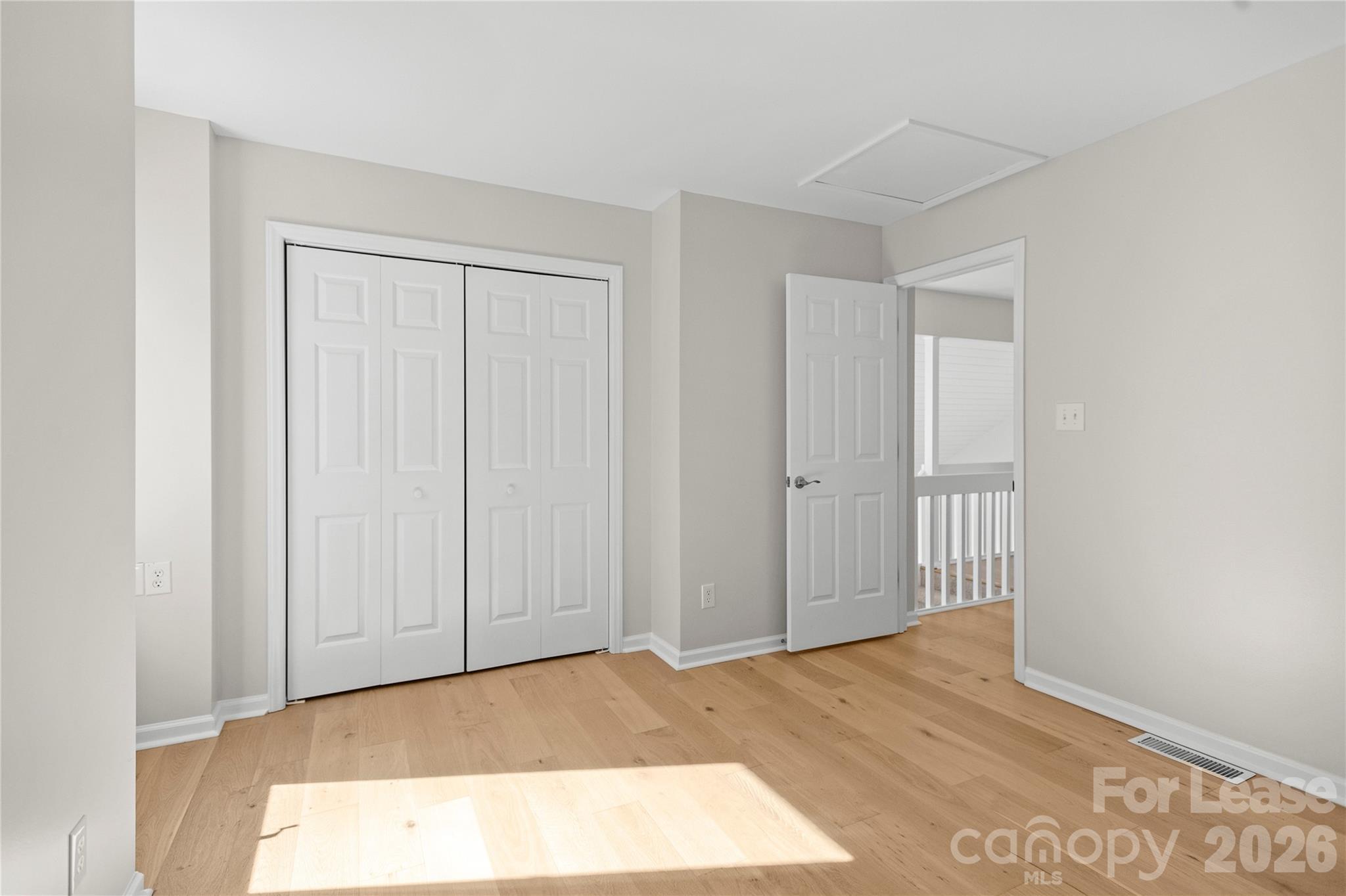 280 Lakeview Shores Loop