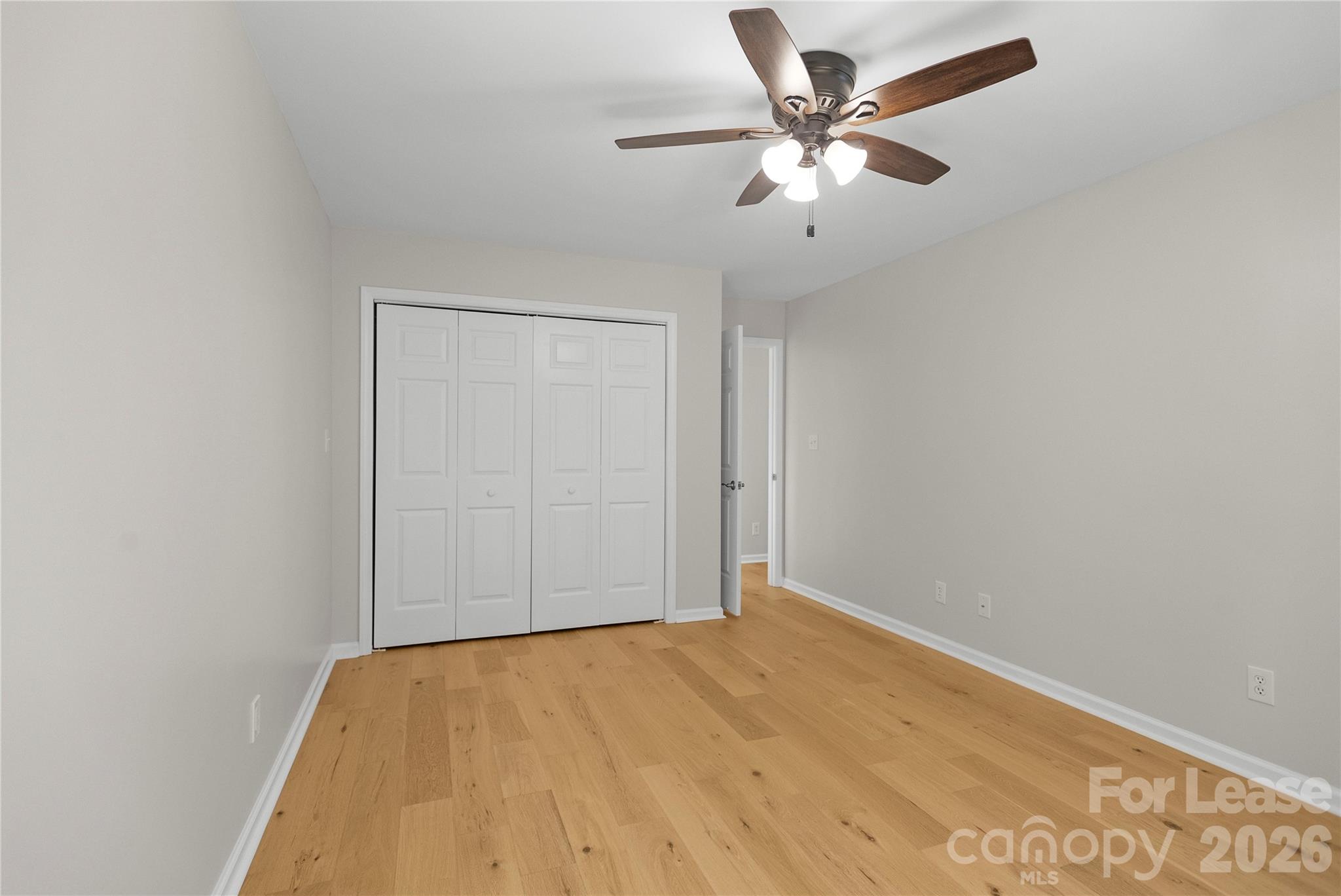 280 Lakeview Shores Loop