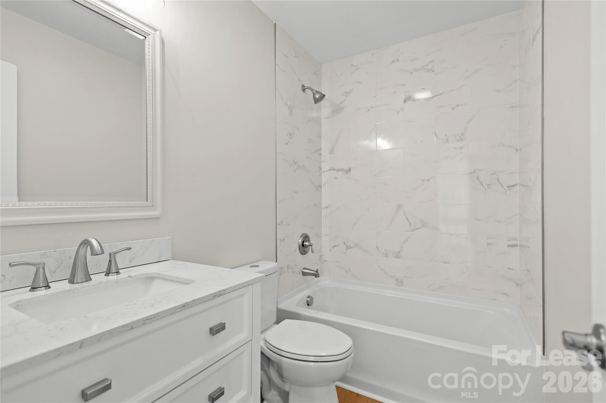 280 Lakeview Shores Loop