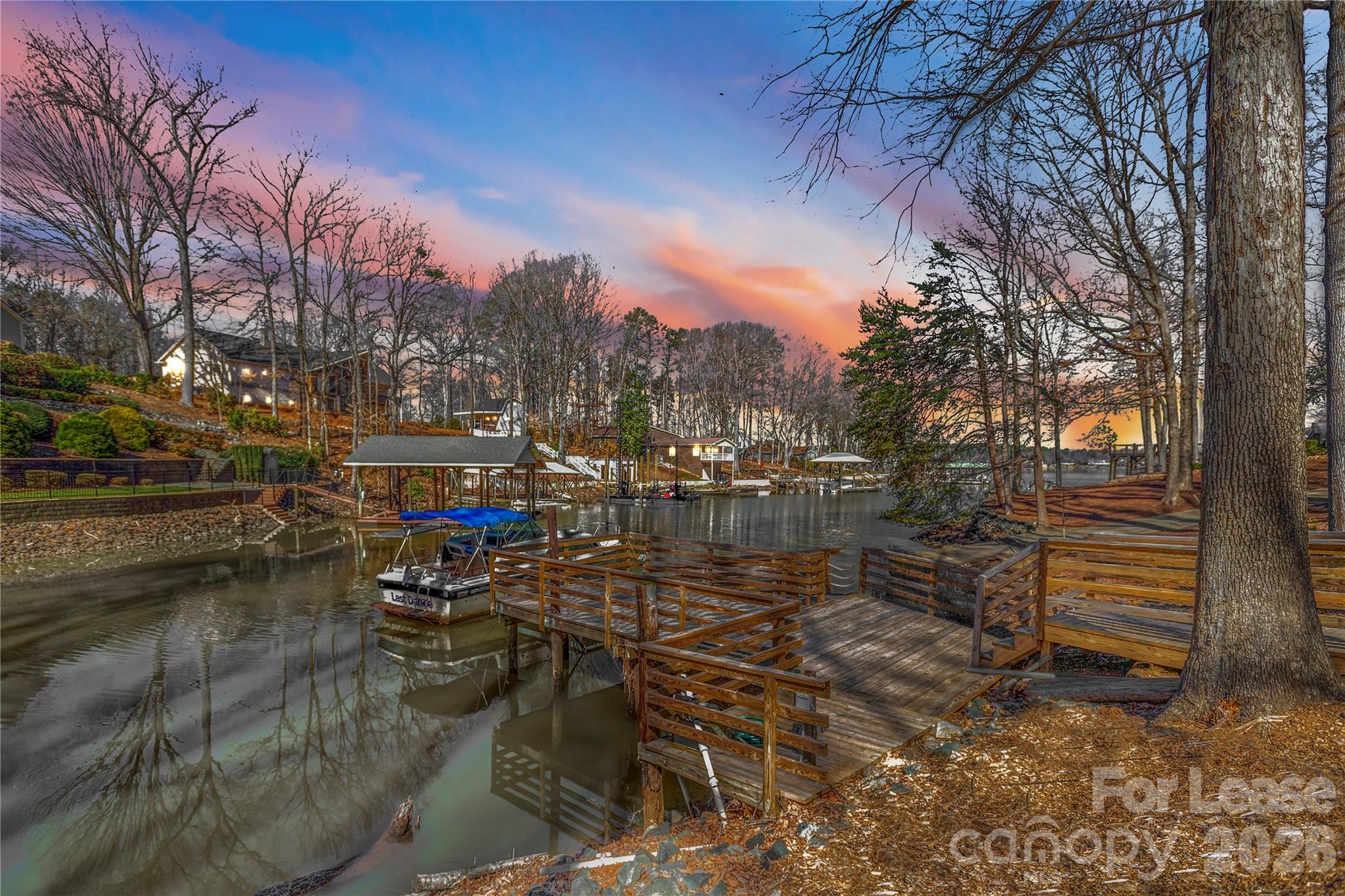 280 Lakeview Shores Loop