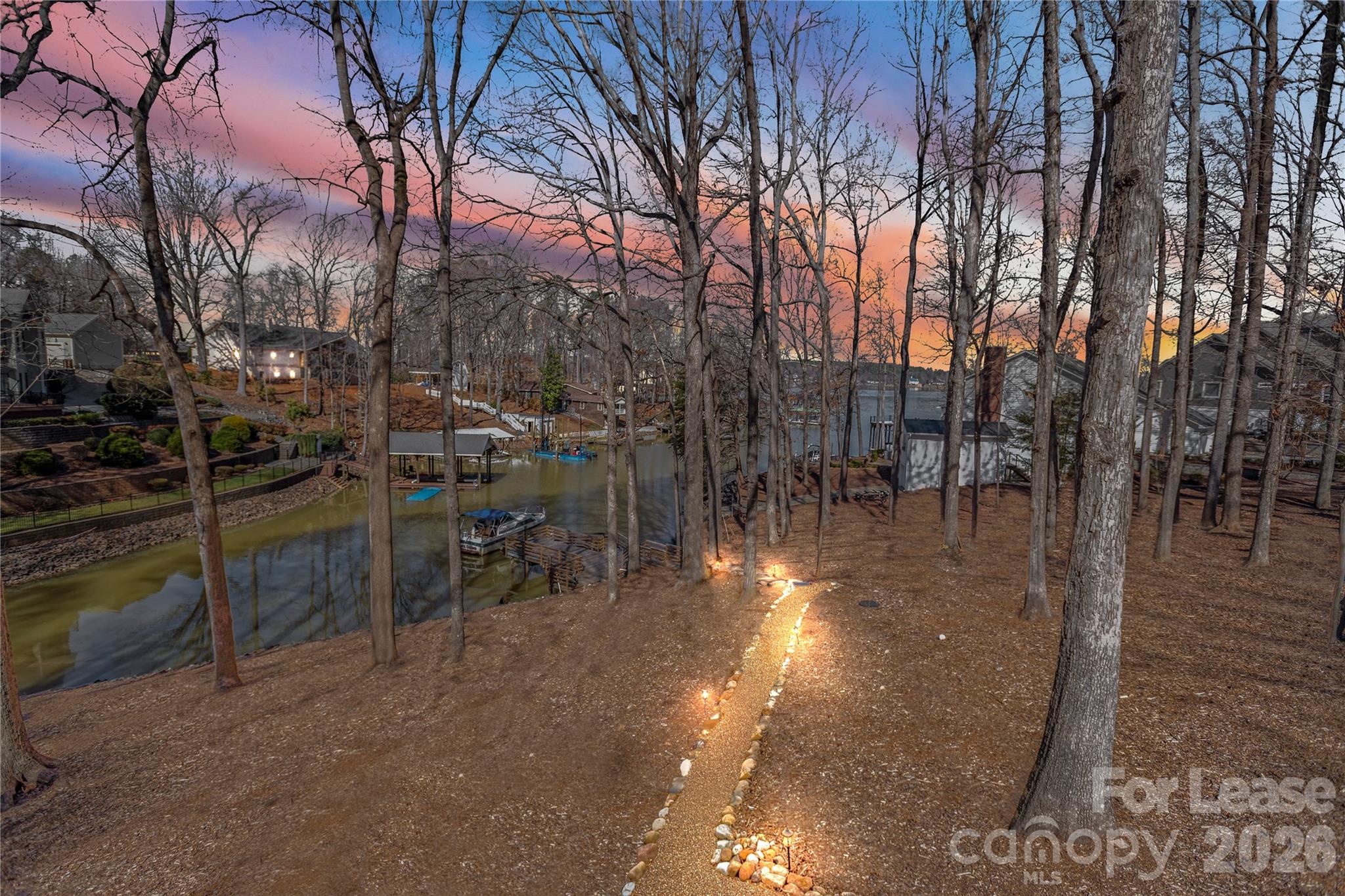 280 Lakeview Shores Loop