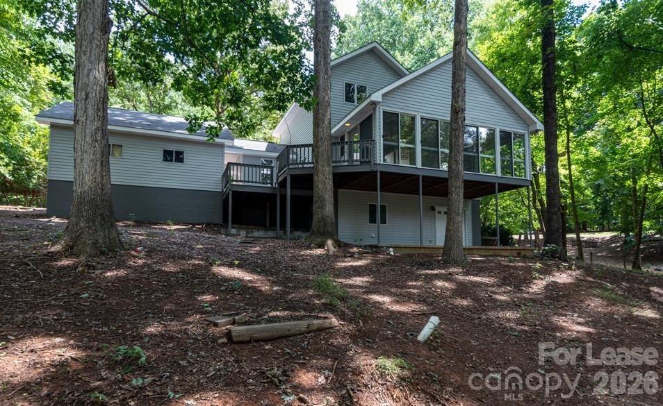 280 Lakeview Shores Loop