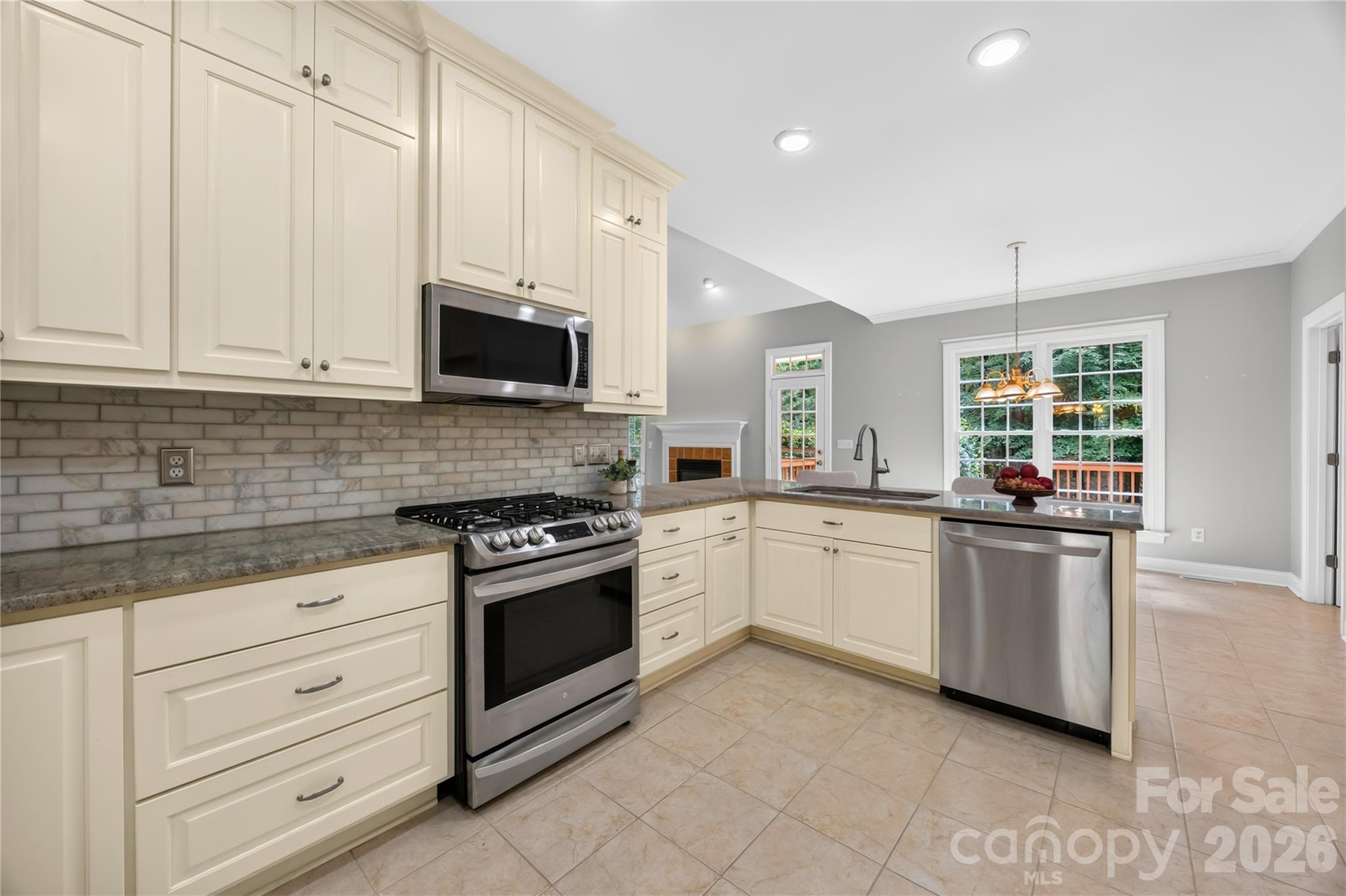 121 Morrows Ridge Lane