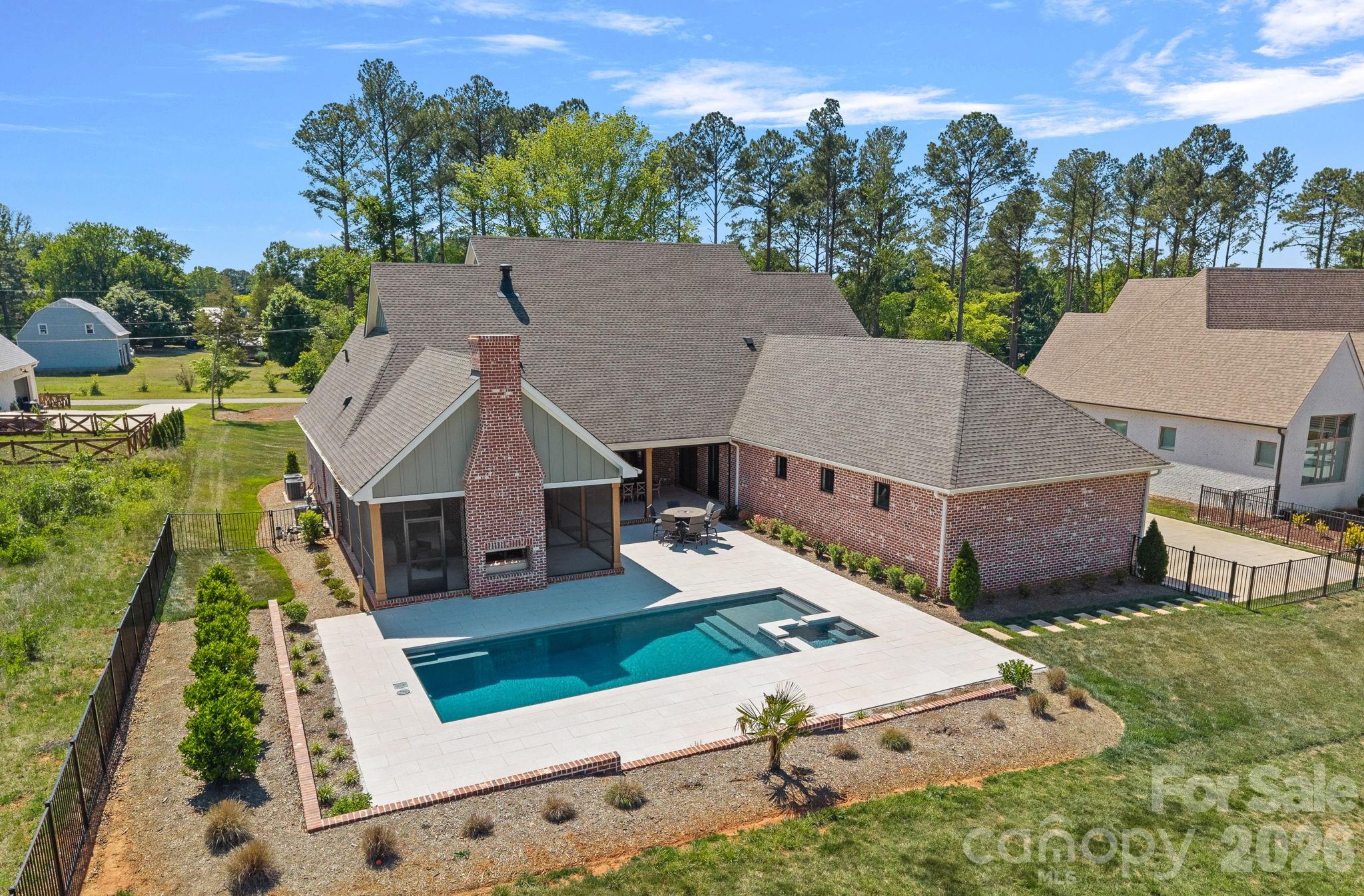 122 Quail Ridge Drive