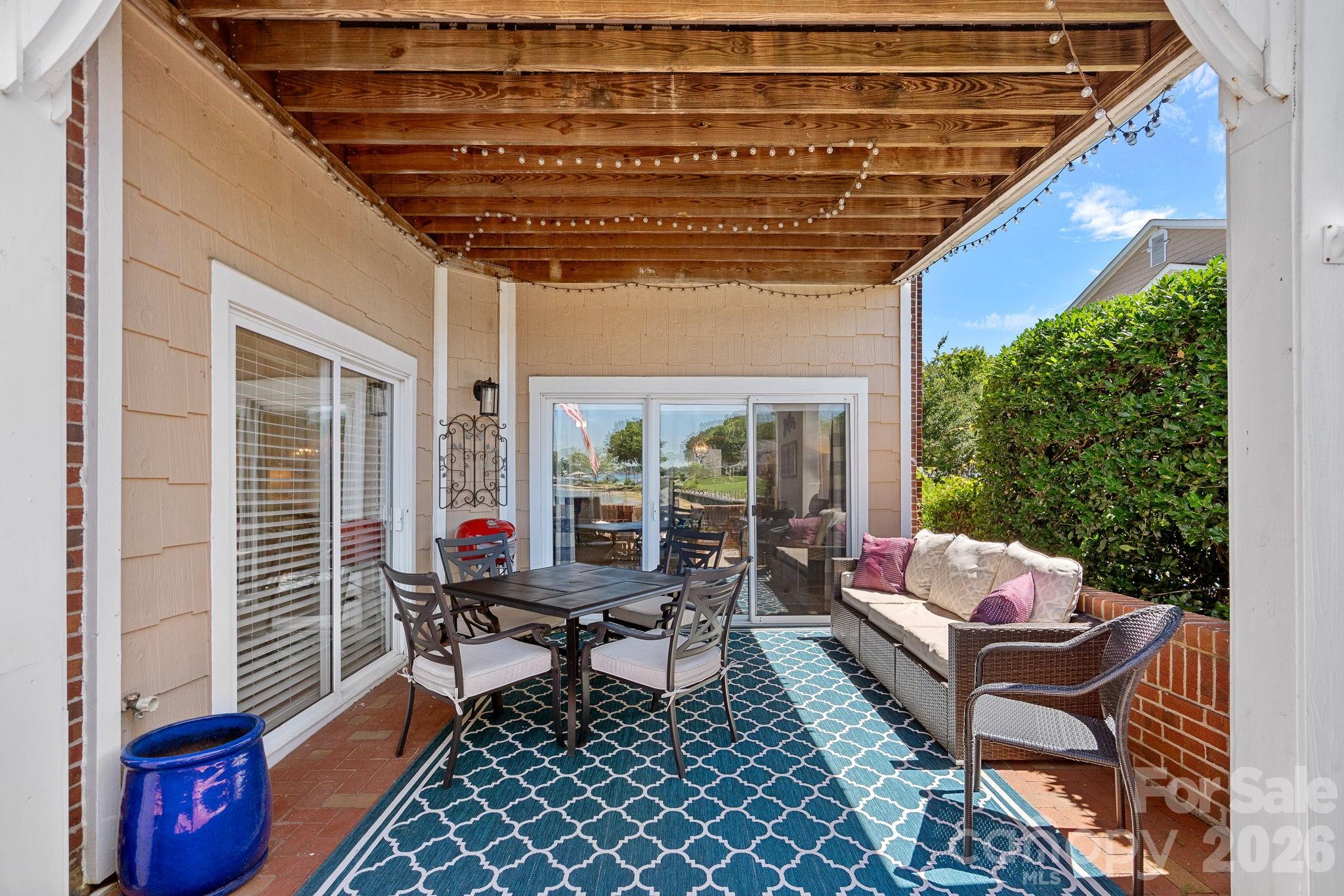 18609 Harborside Drive