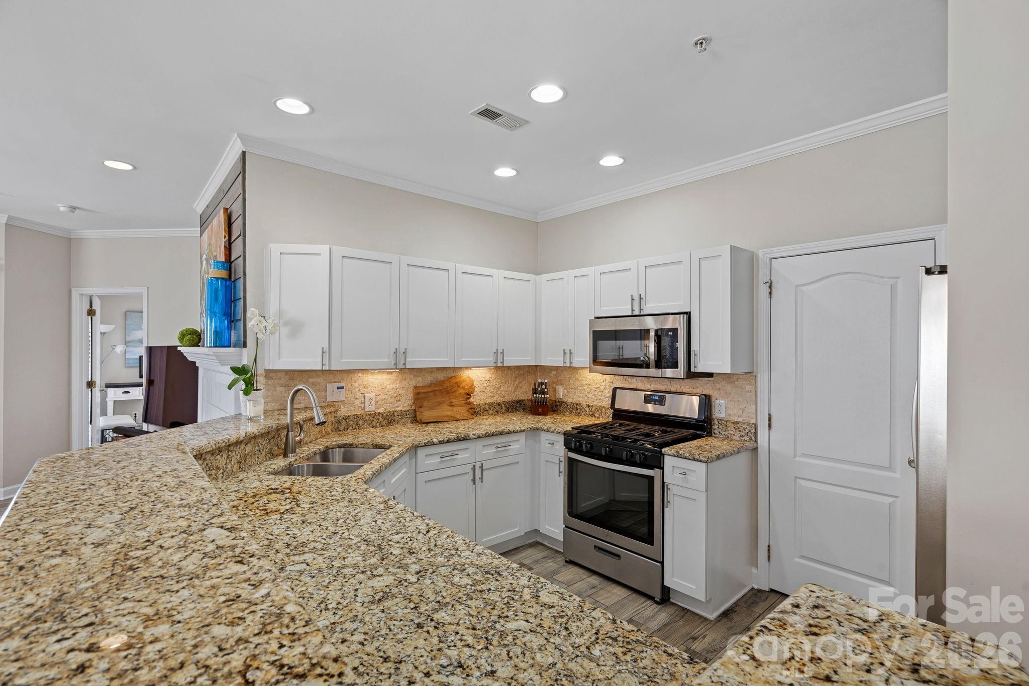 18609 Harborside Drive