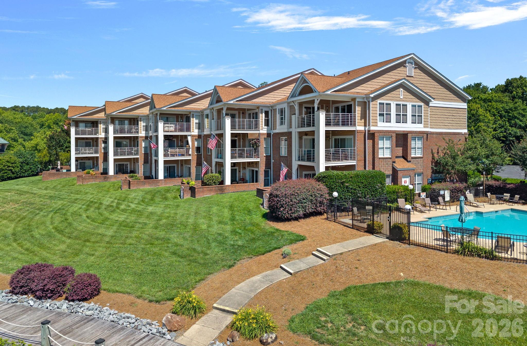 18609 Harborside Drive