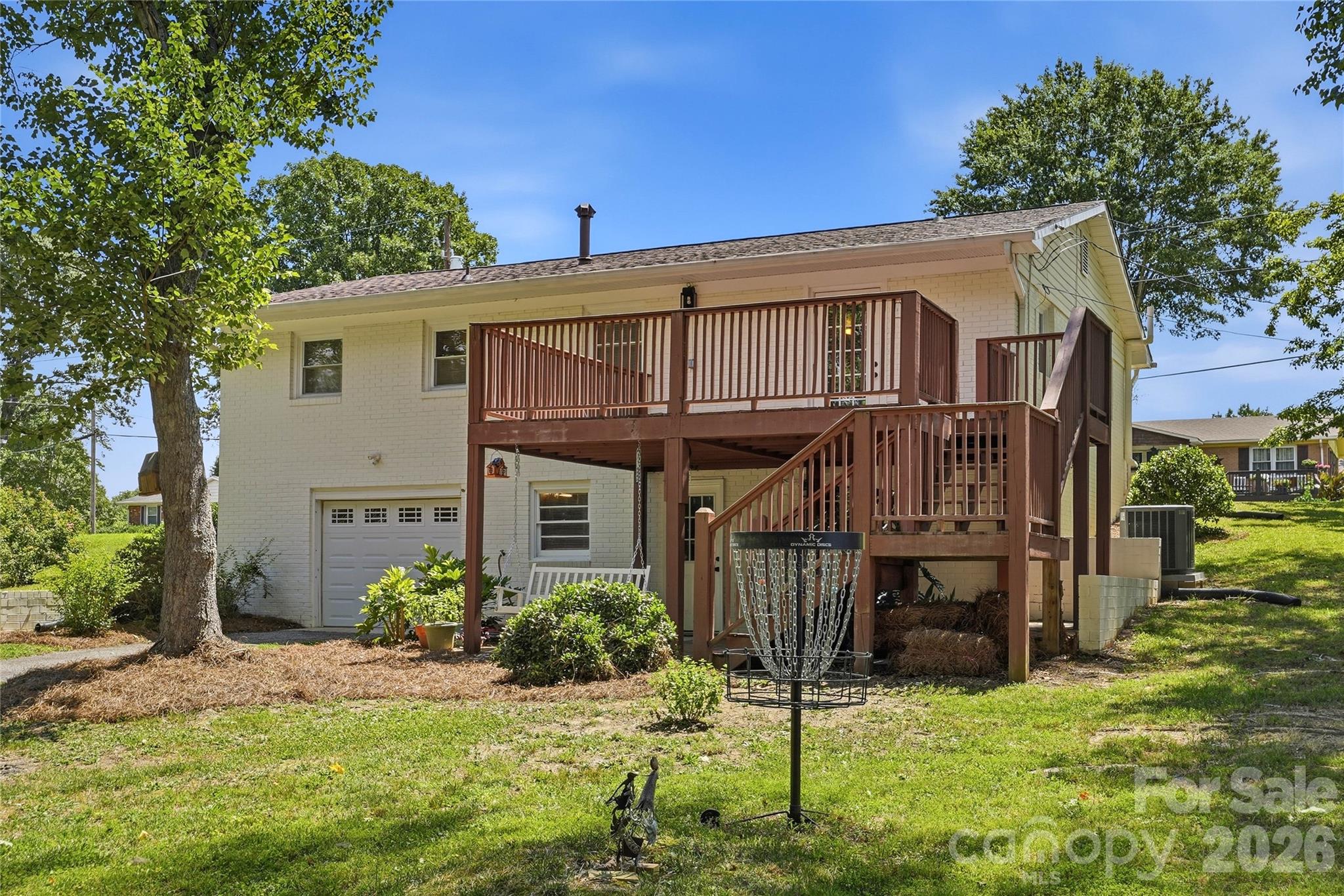 520 Eastway Avenue Unit: 37