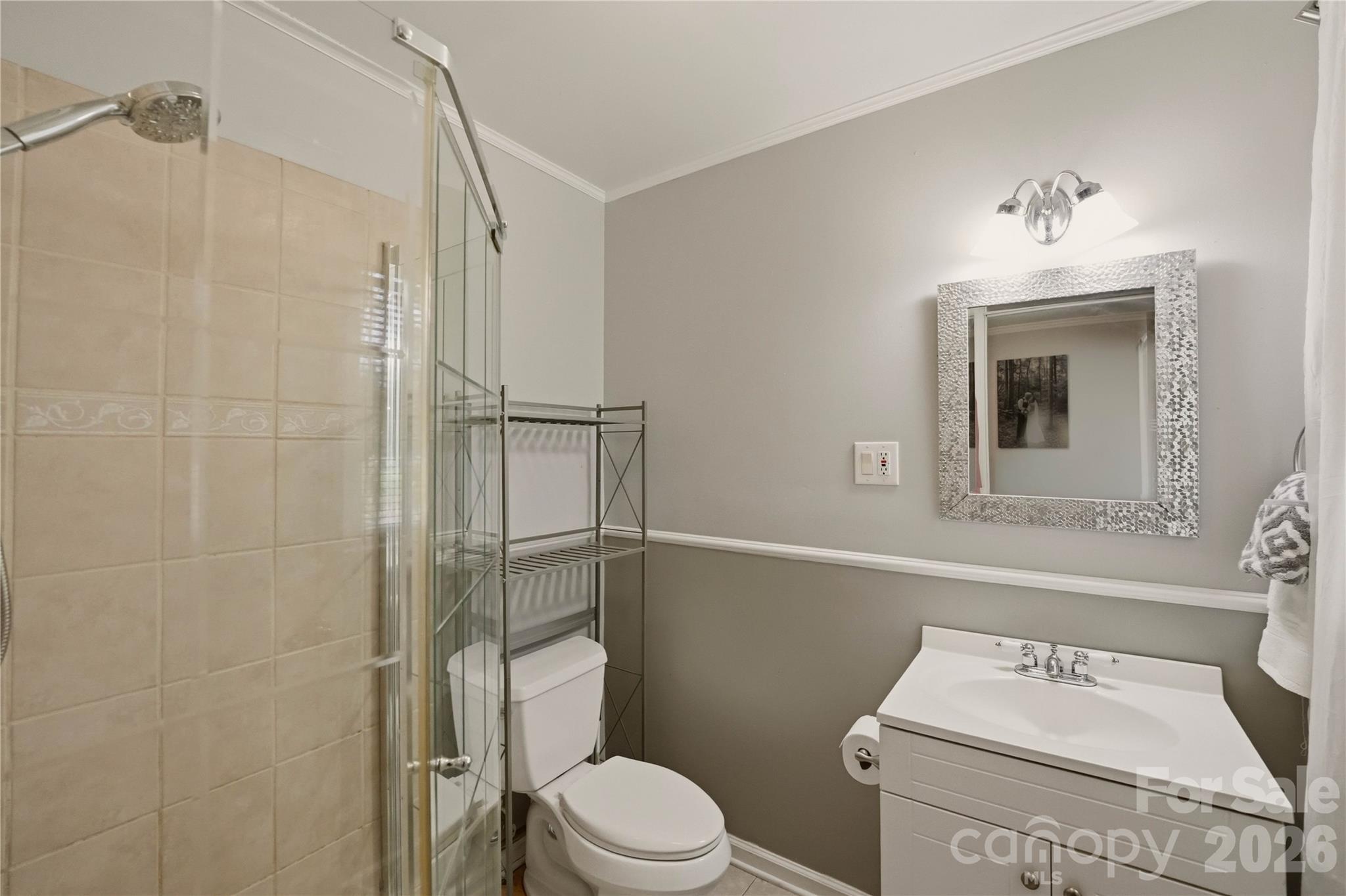 520 Eastway Avenue Unit: 37