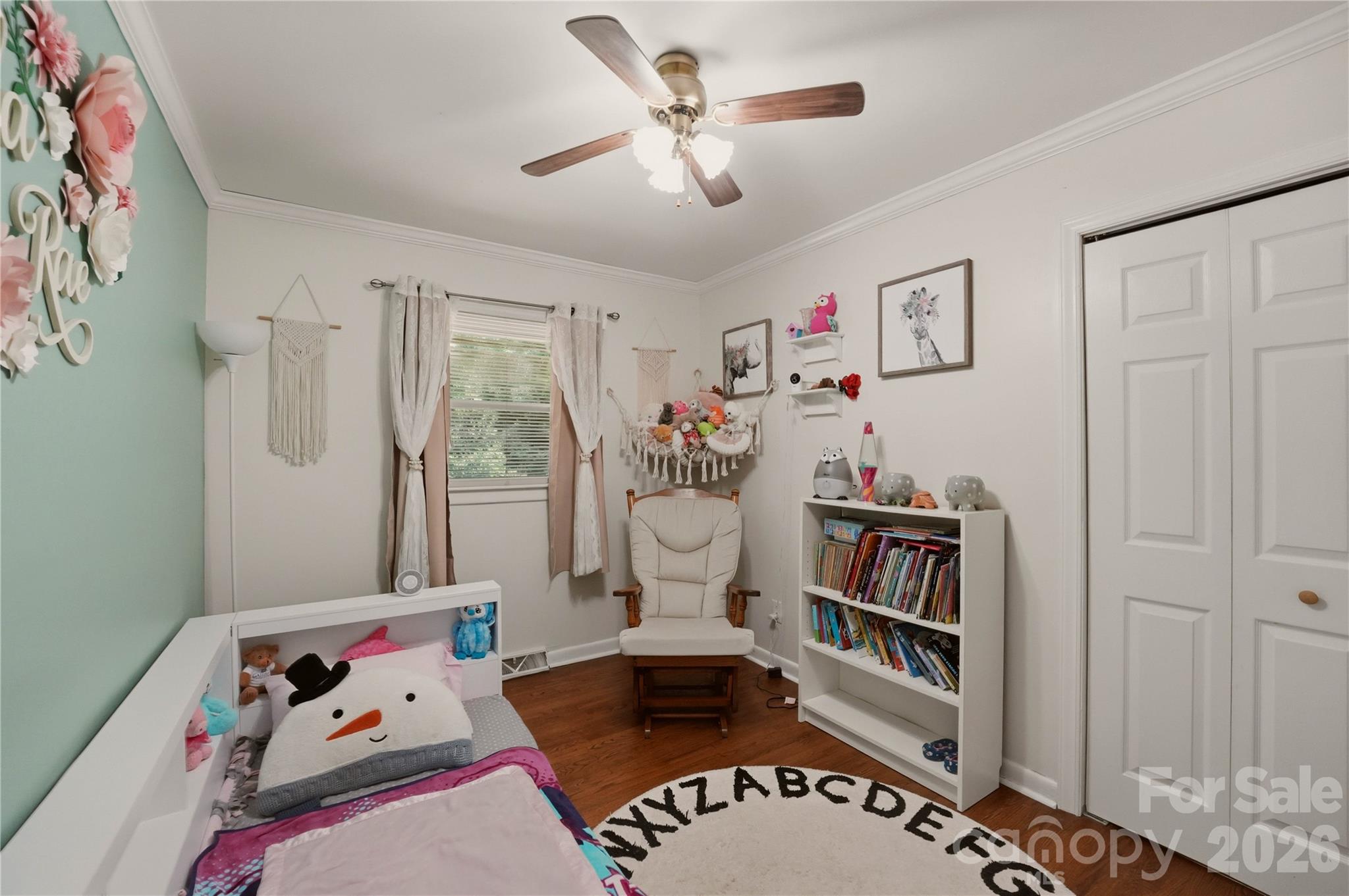 520 Eastway Avenue Unit: 37