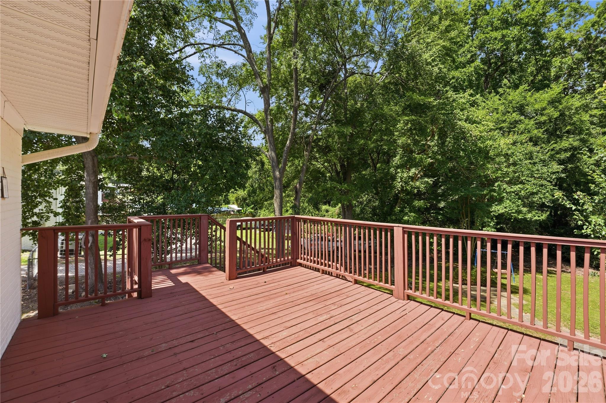 520 Eastway Avenue Unit: 37
