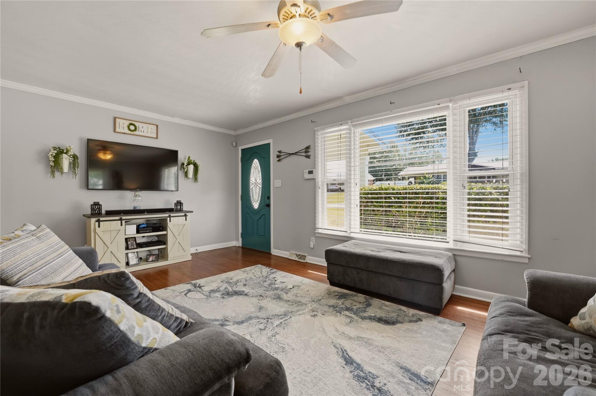 520 Eastway Avenue Unit: 37