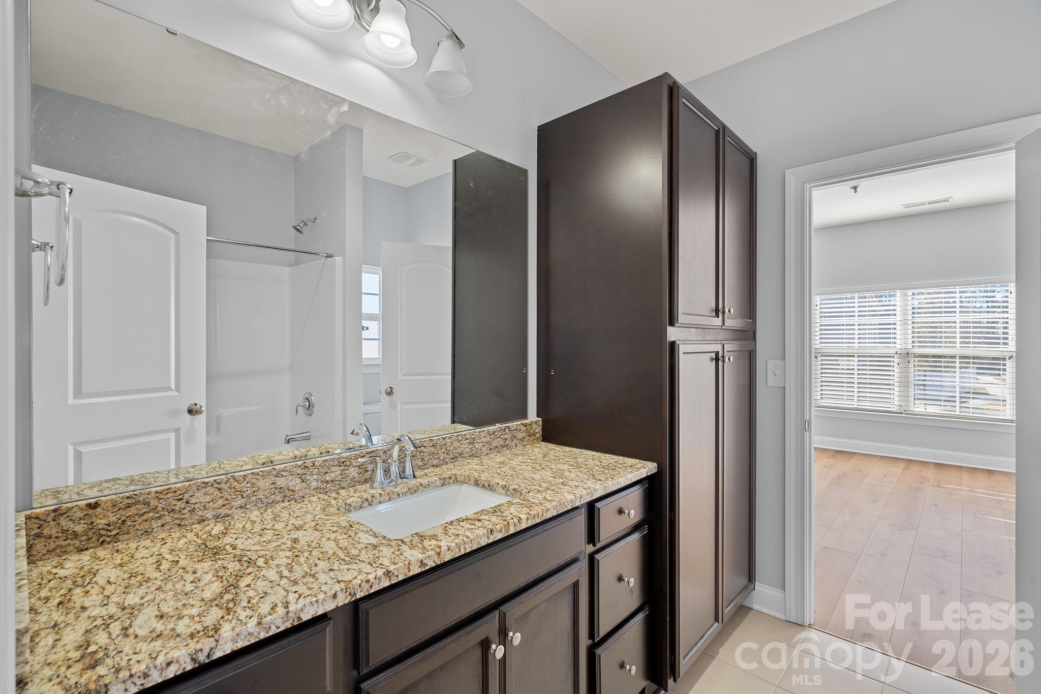2503 Gallery Drive