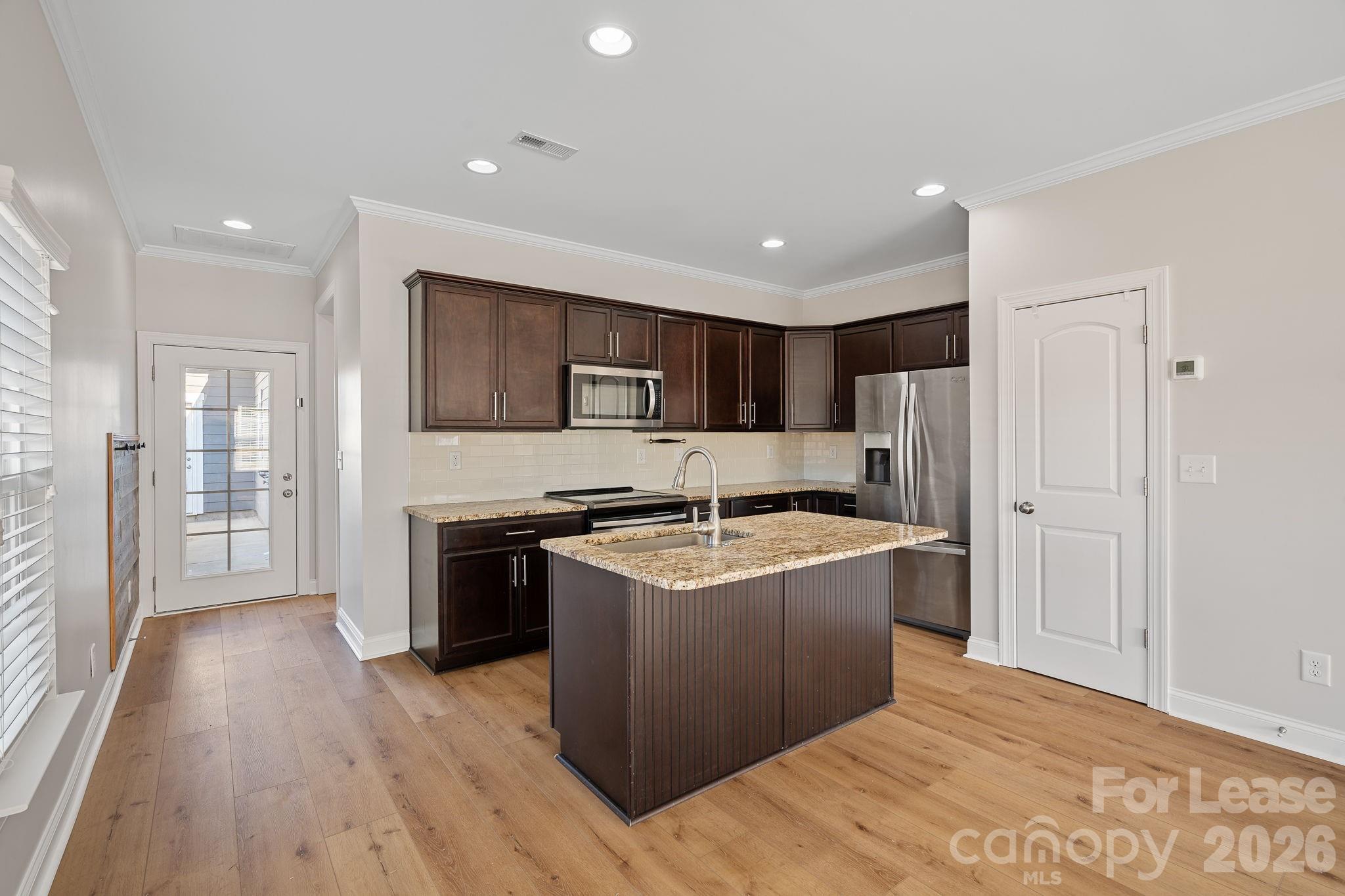 2503 Gallery Drive