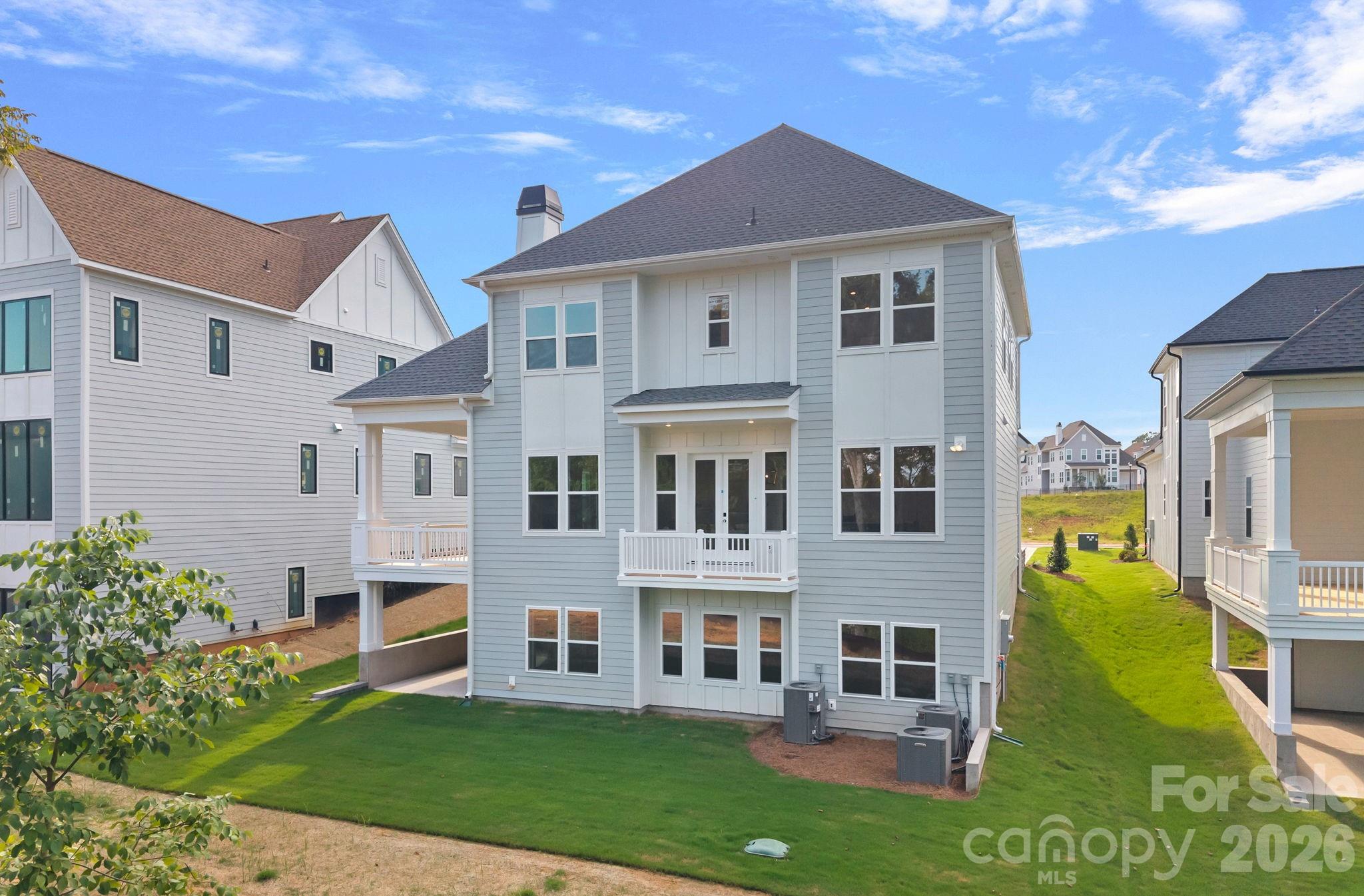4477 Splash Trail