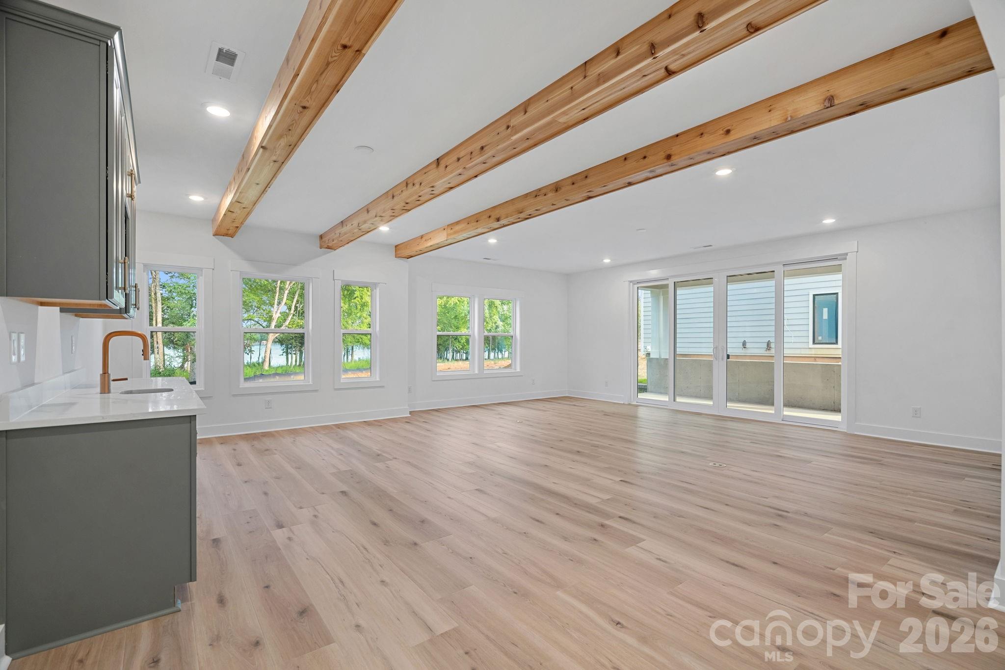 4477 Splash Trail