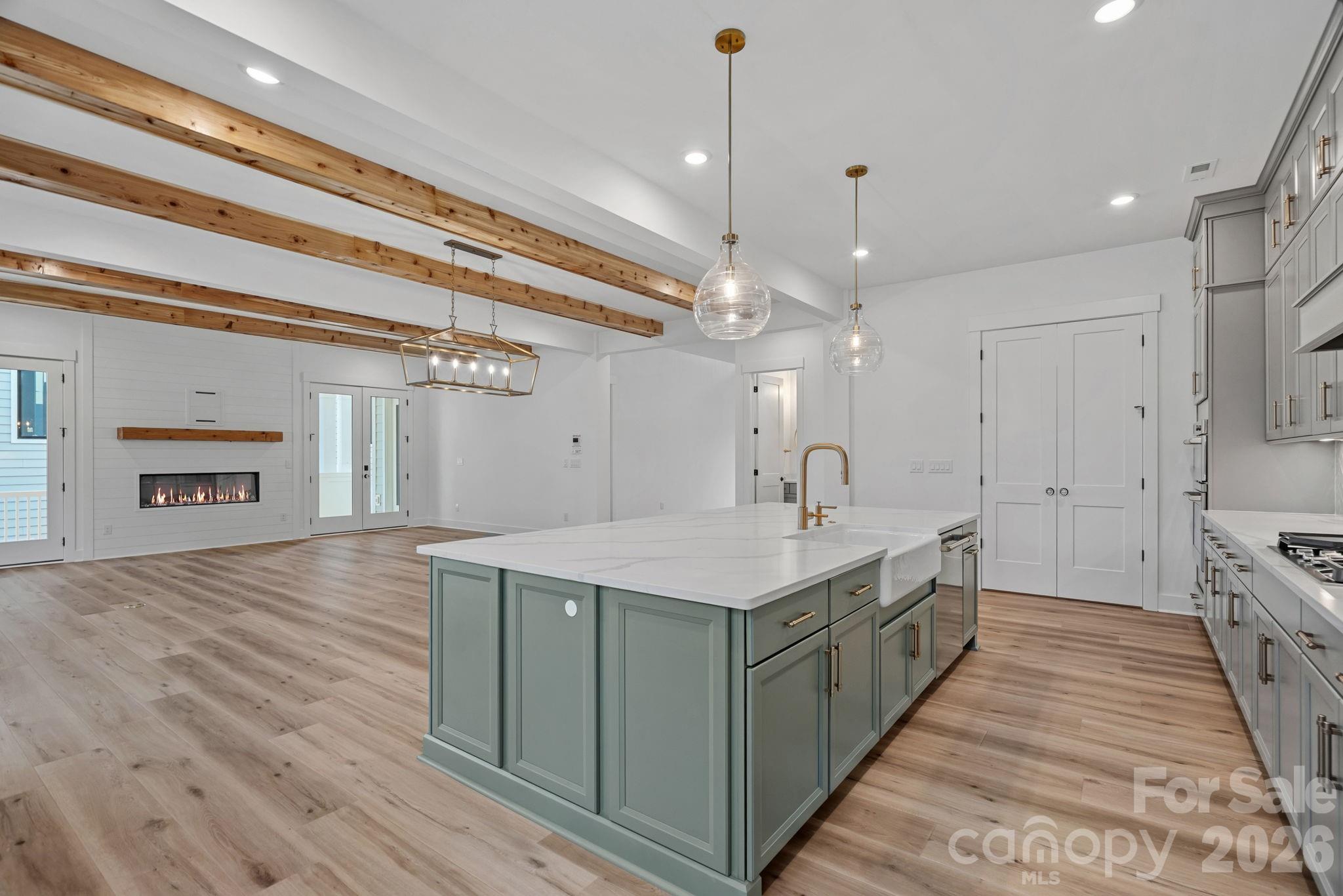 4477 Splash Trail