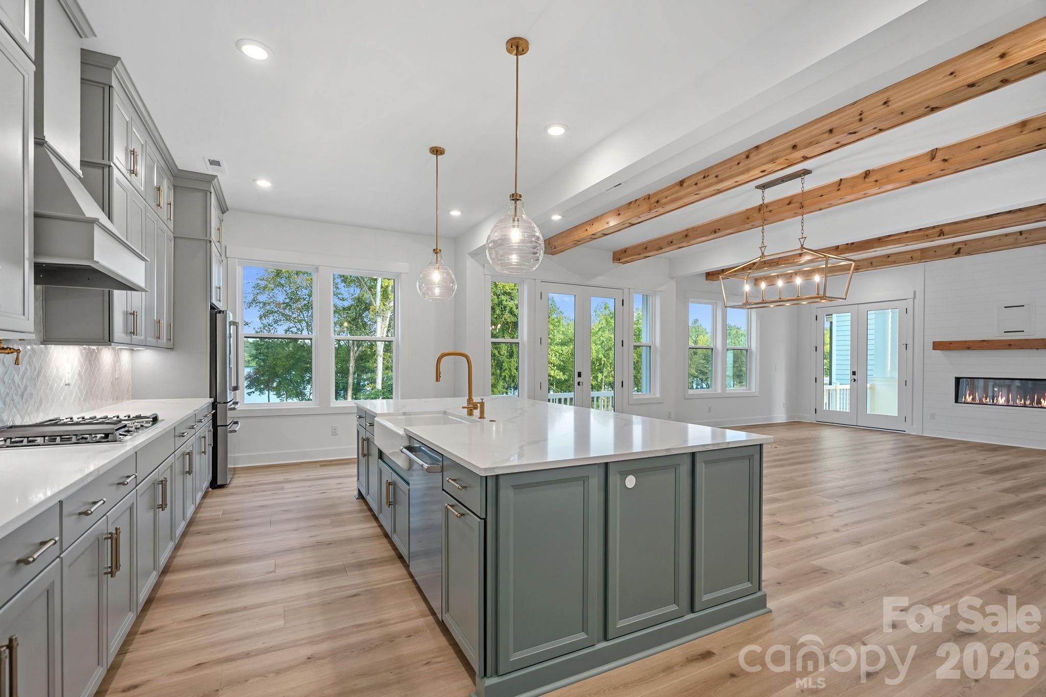 4477 Splash Trail