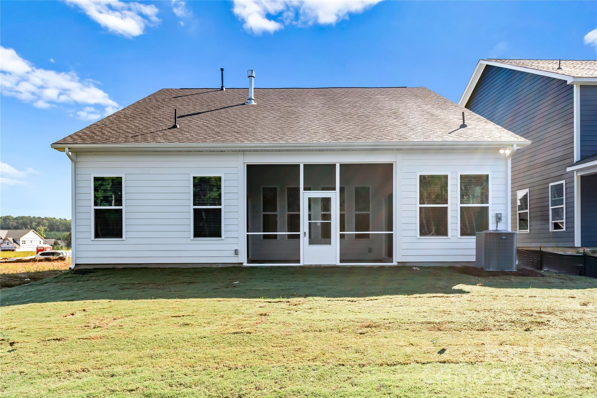 7565 Bainbridge Road Unit: 702