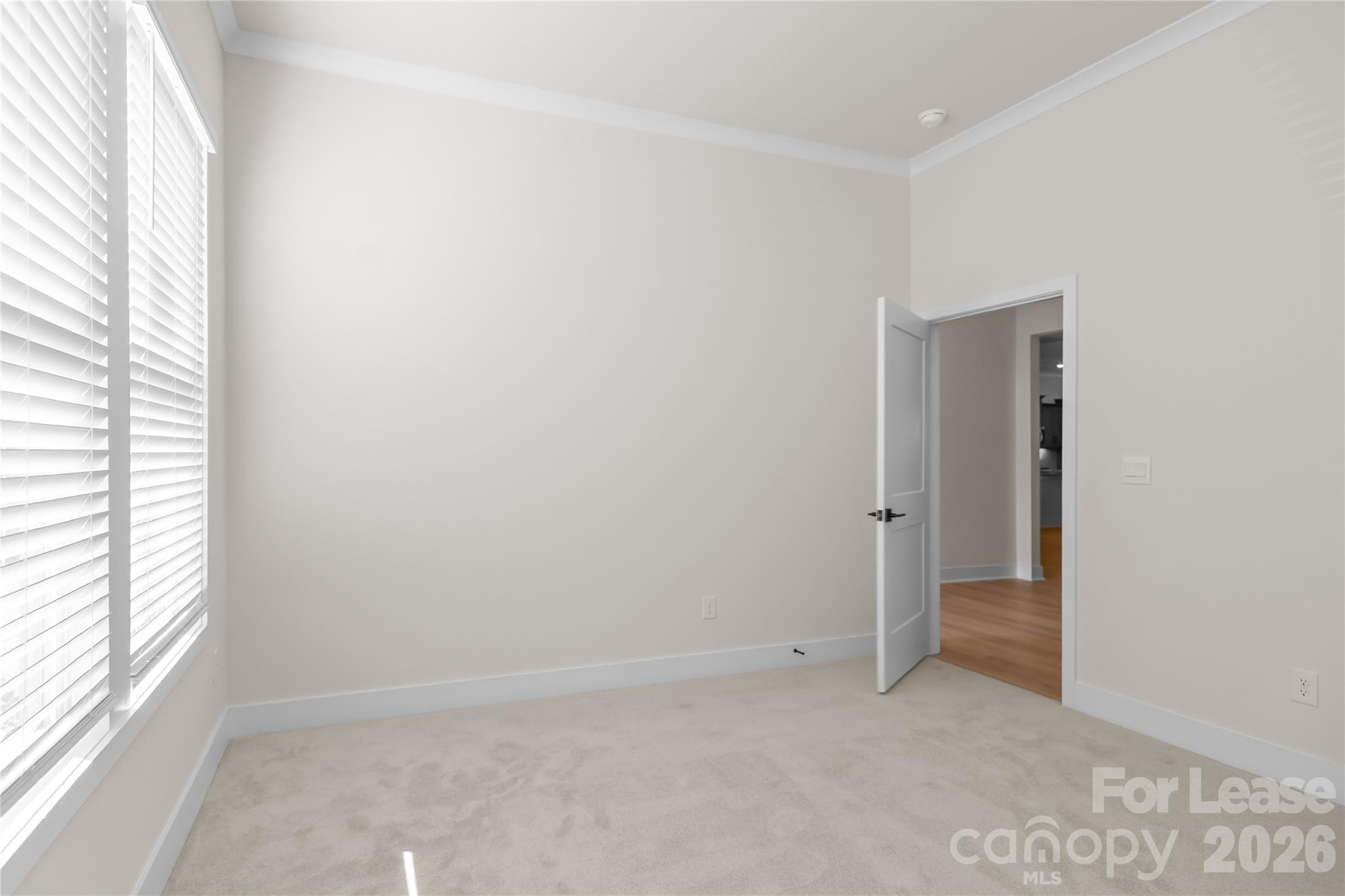 7565 Bainbridge Road Unit: 702