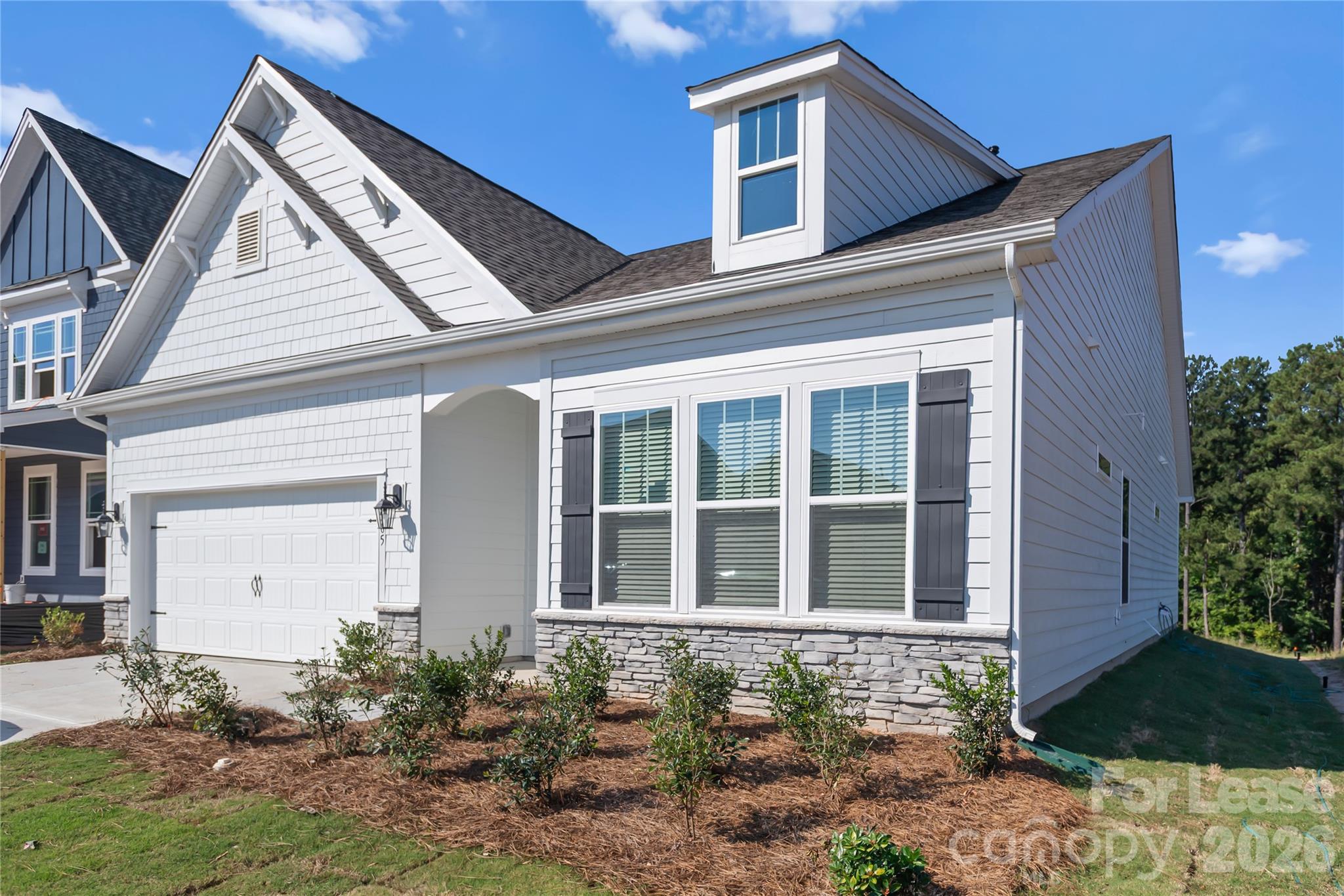 7565 Bainbridge Road Unit: 702