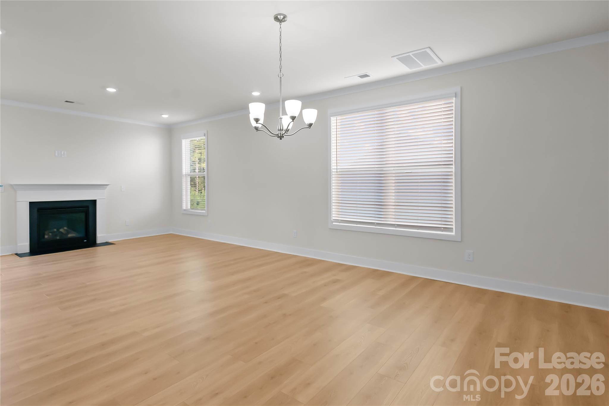 7589 Bainbridge Road