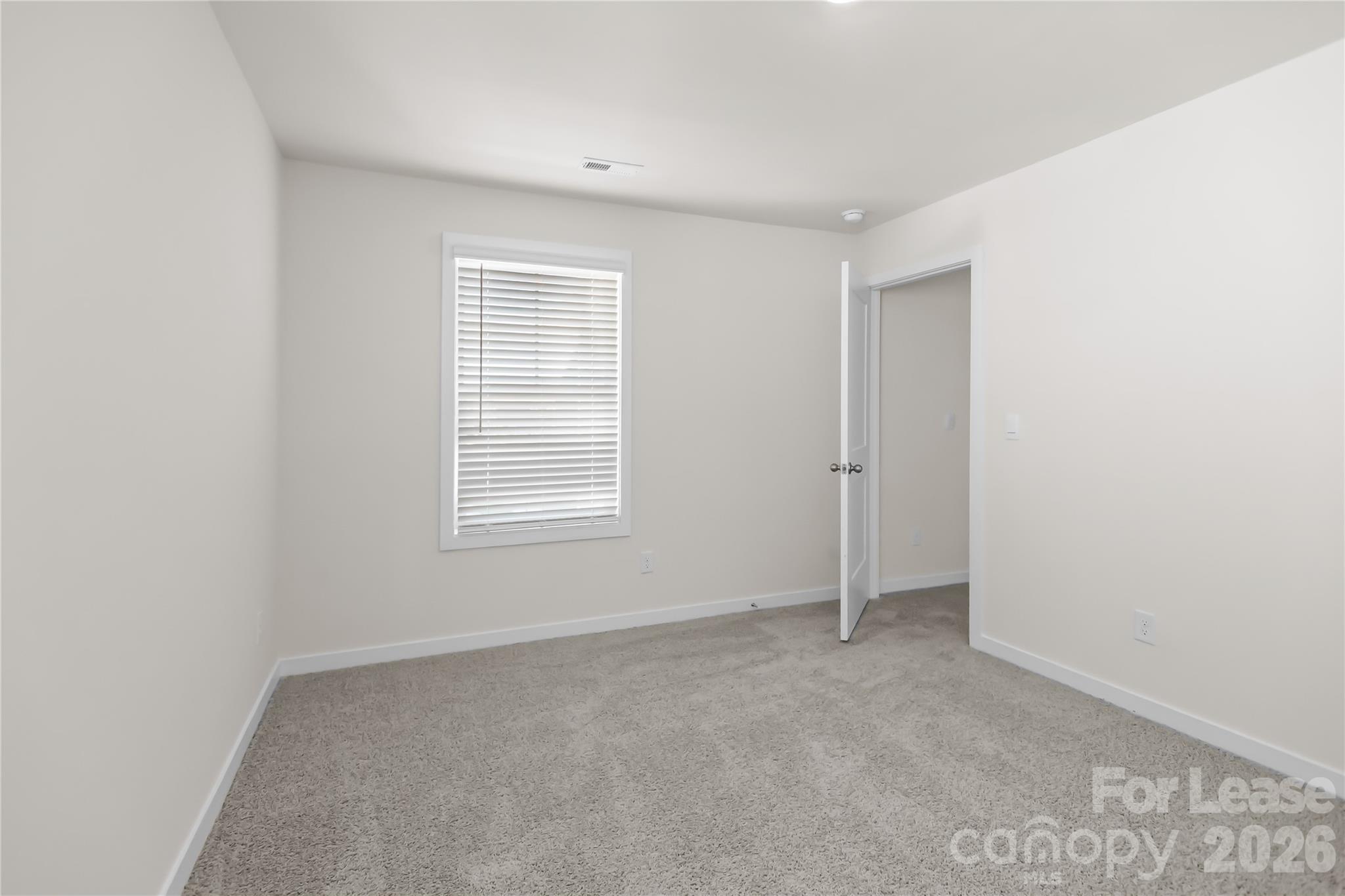 7589 Bainbridge Road