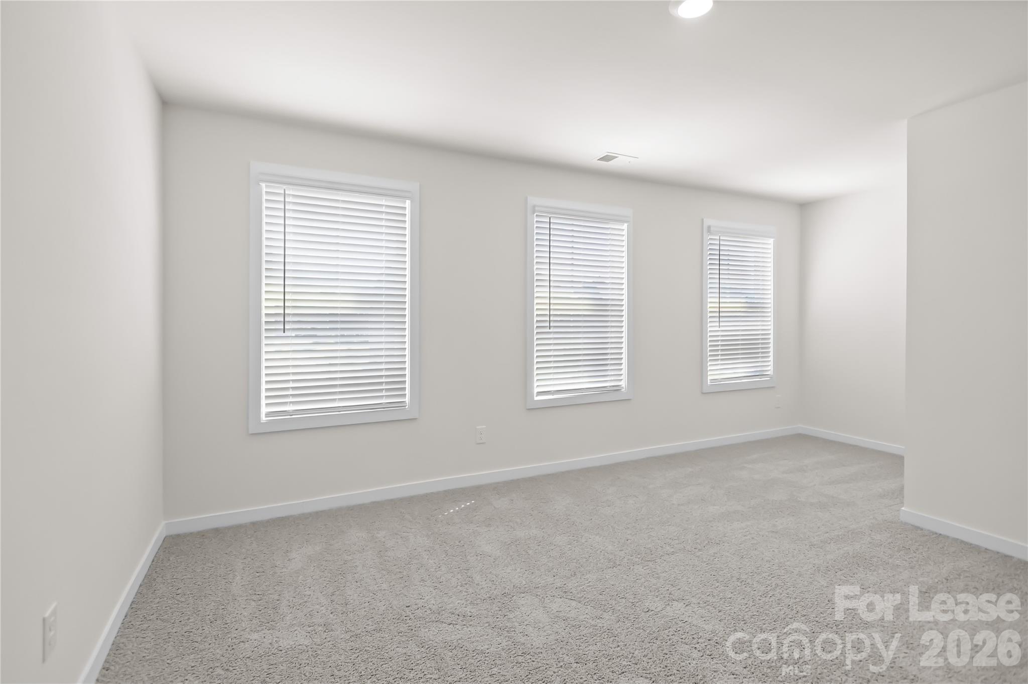 7589 Bainbridge Road