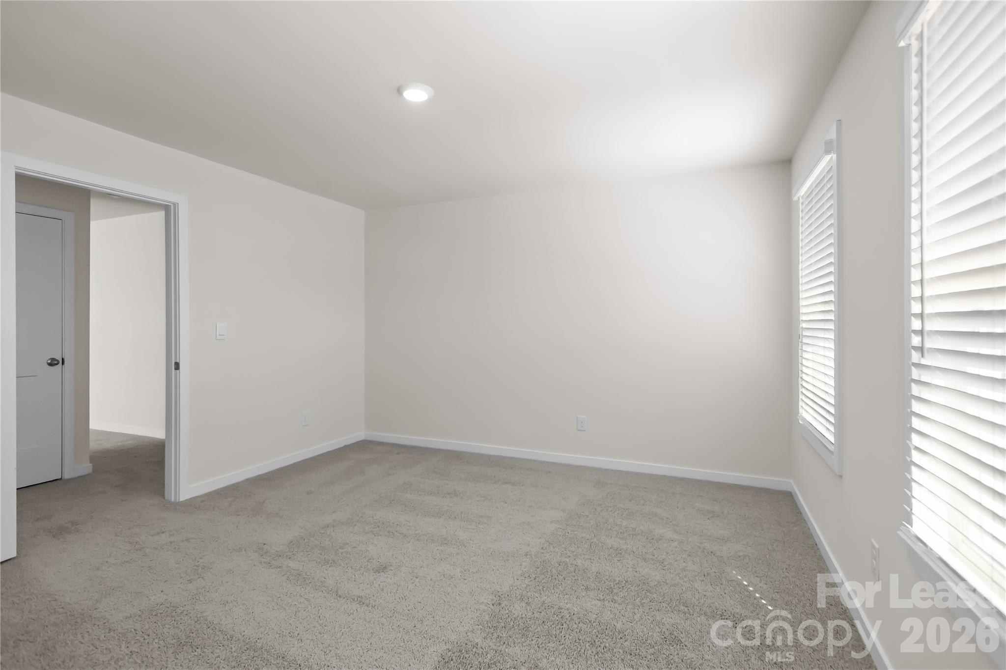 7589 Bainbridge Road