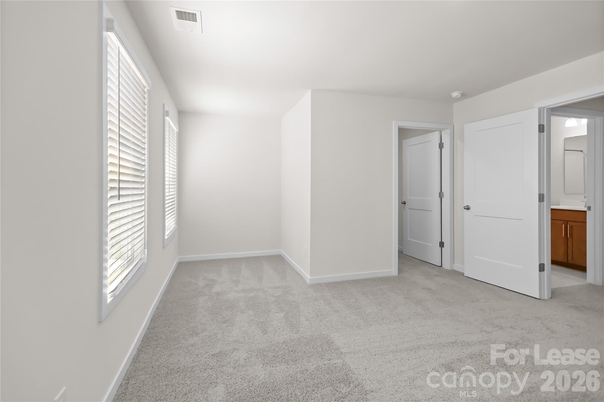 7589 Bainbridge Road