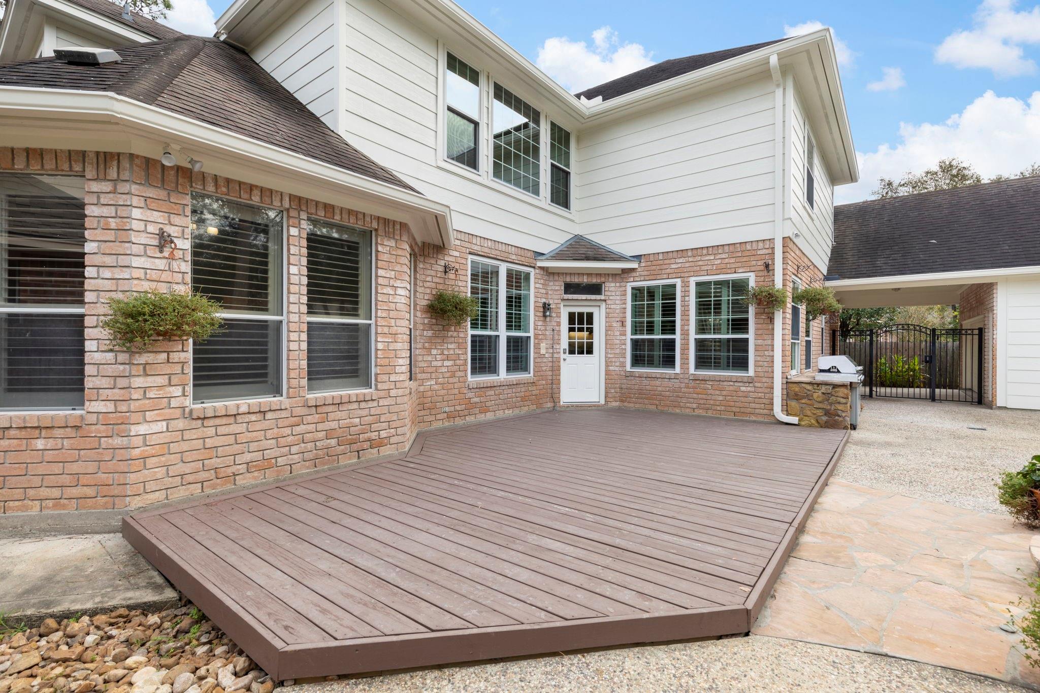 122 Capstone Circle