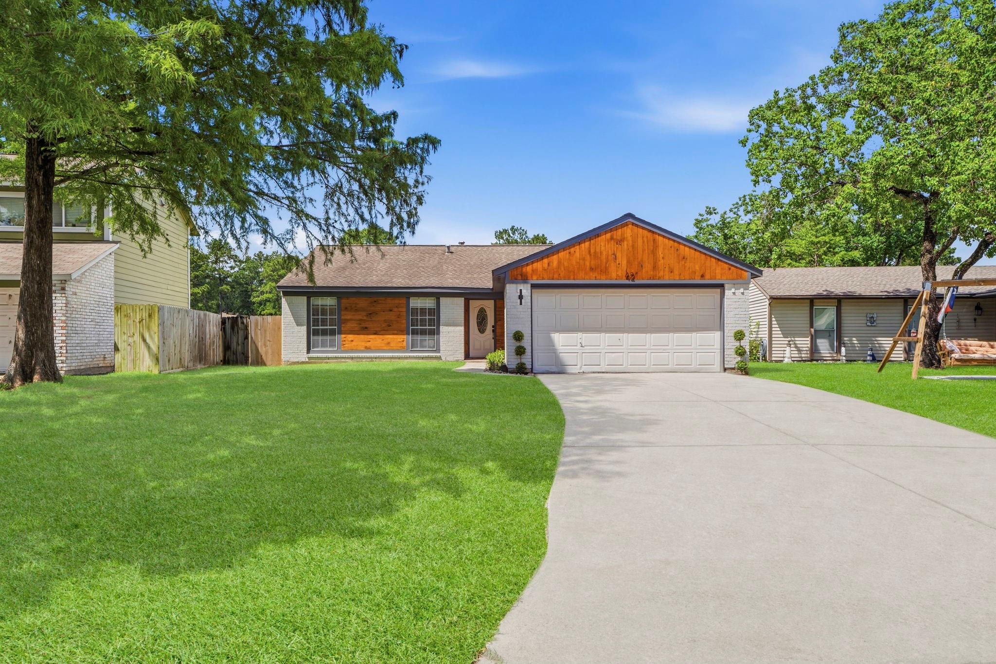 42 Lyrebird Drive