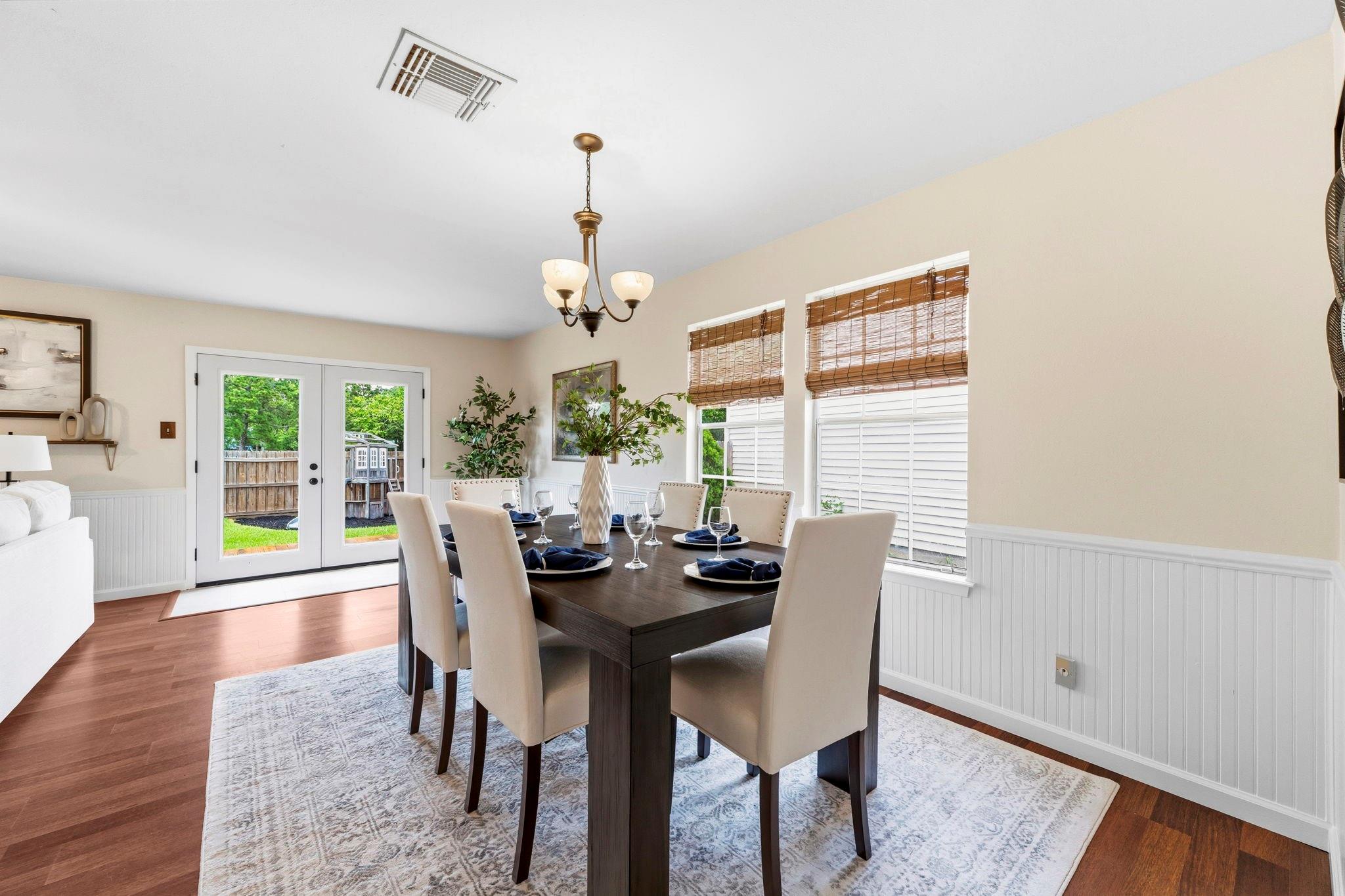 42 Lyrebird Drive