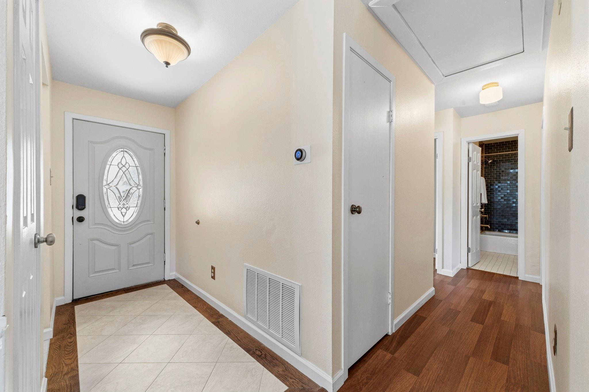 42 Lyrebird Drive